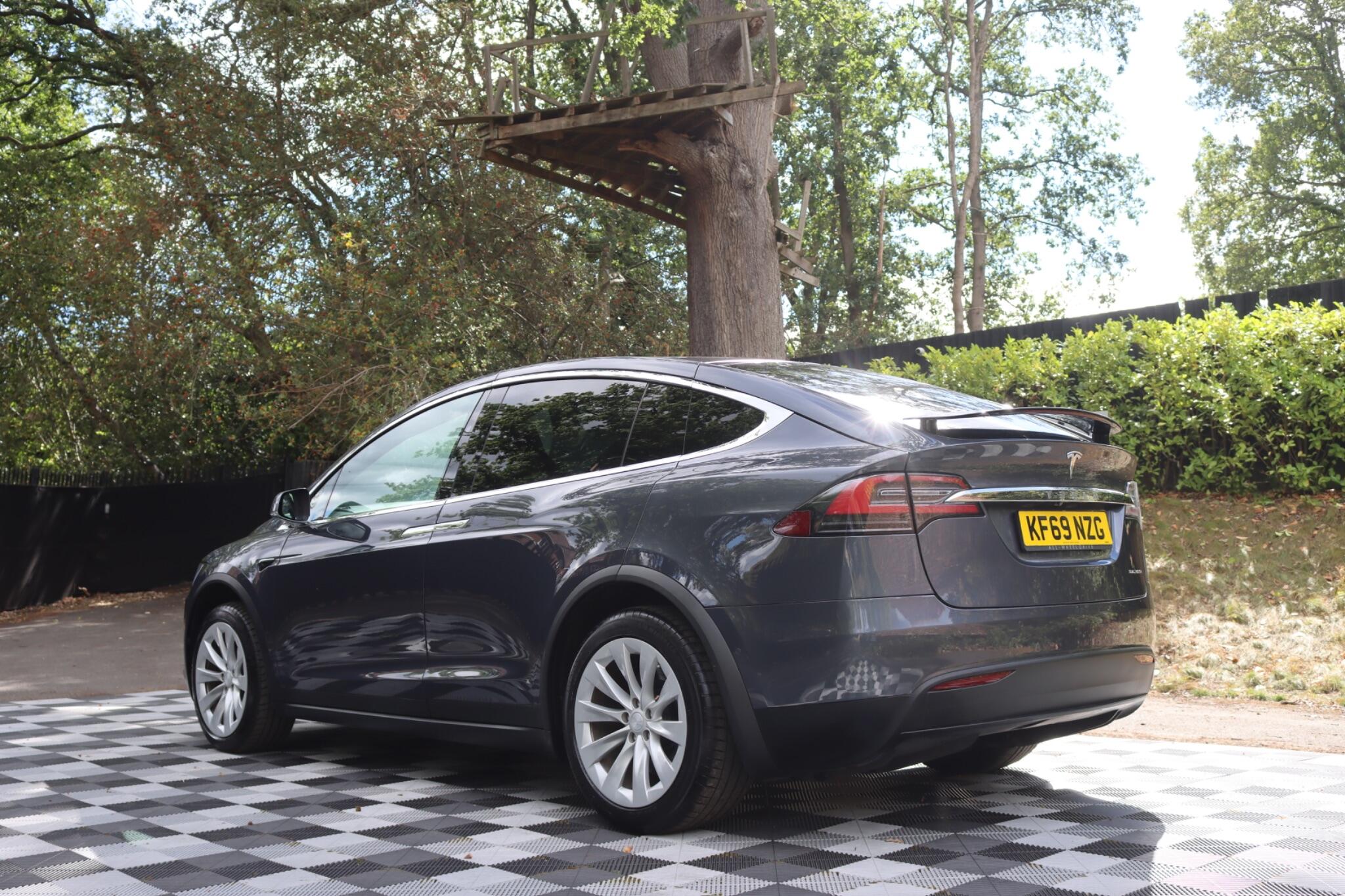 Tesla Model X view 12