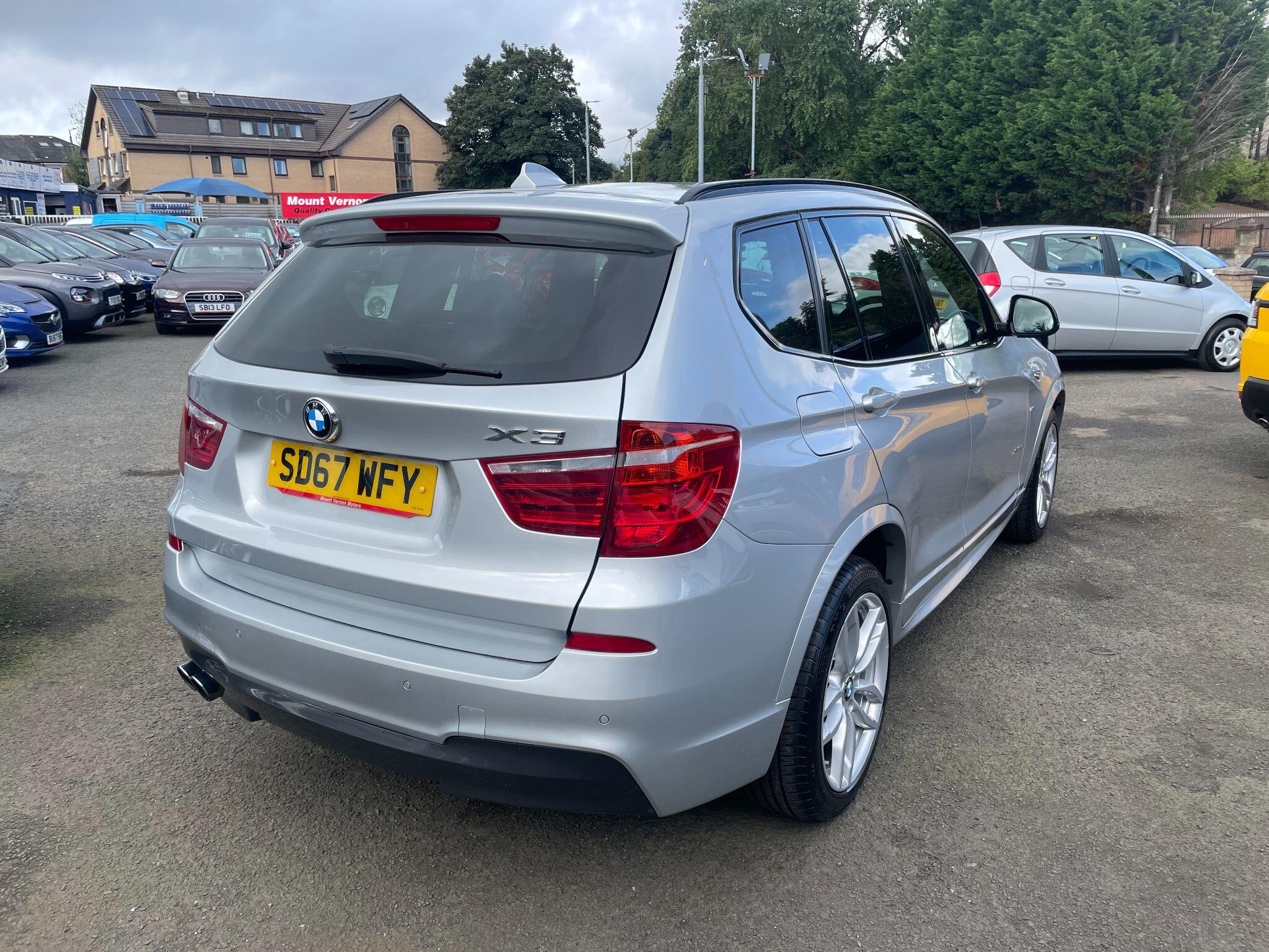 BMW X3 view 11