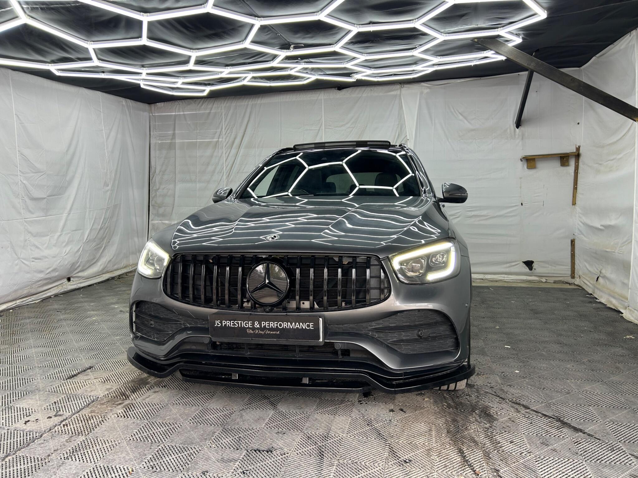 Mercedes-Benz GLC view 5