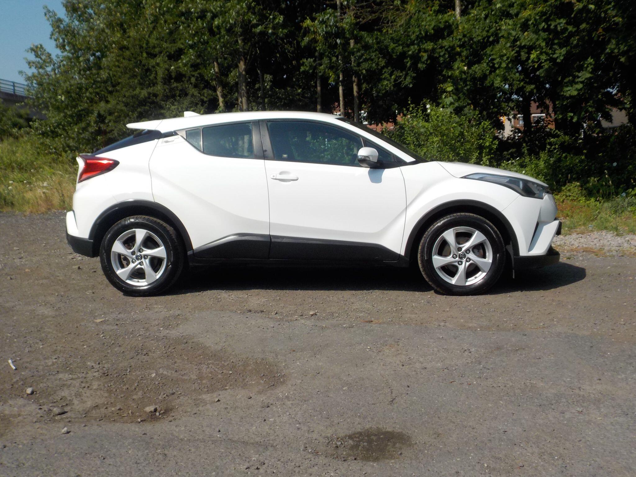 Toyota C-HR 1.2 VVT-i Icon Euro 6 (s/s) 5dr