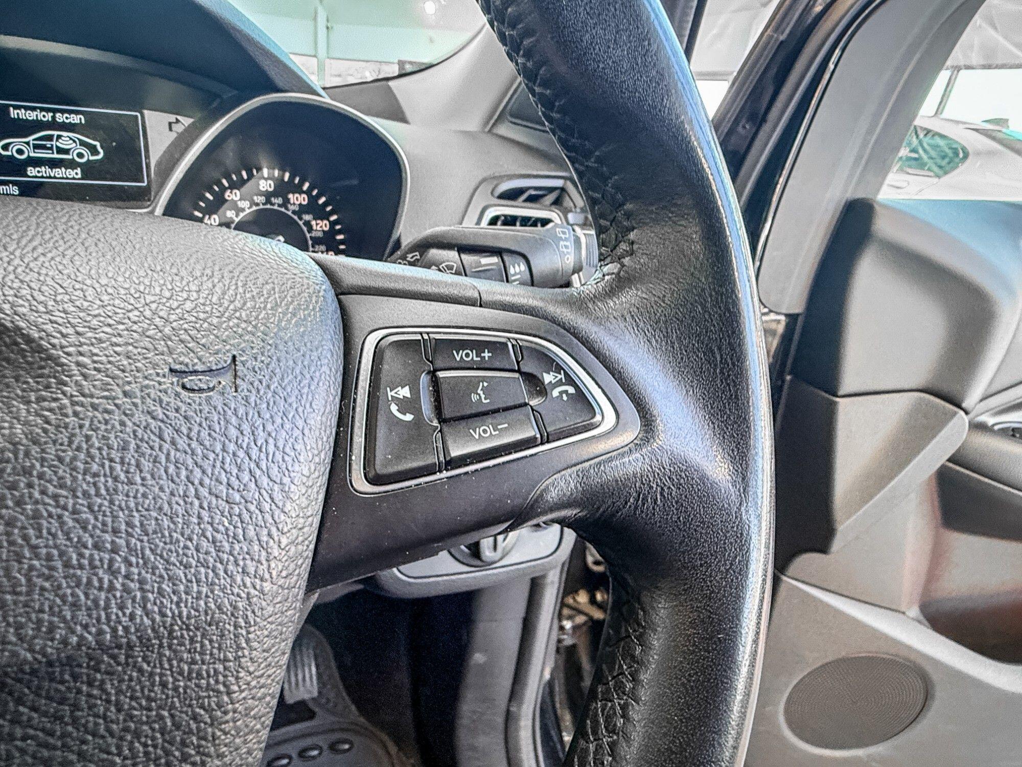 Ford Kuga view 16