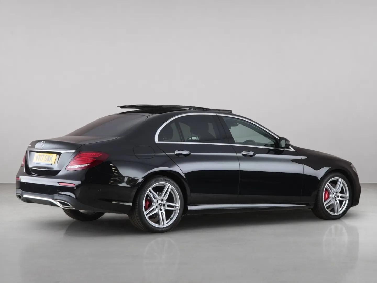 Mercedes-Benz E-Class view 6