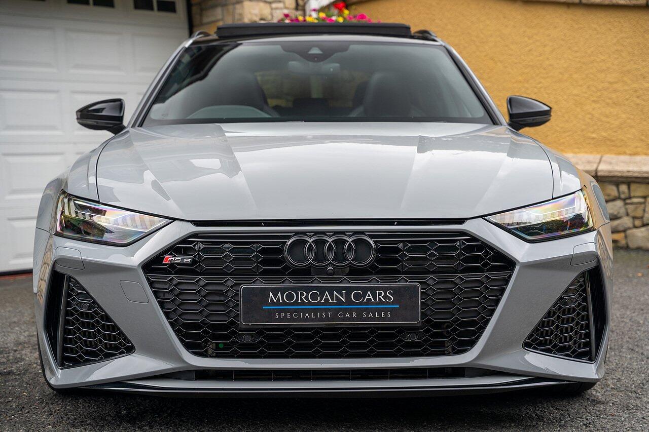 Audi RS6 view 33