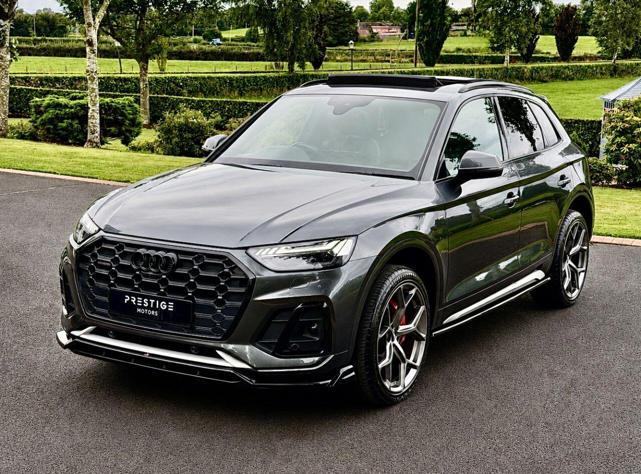 Audi Q5 view 2