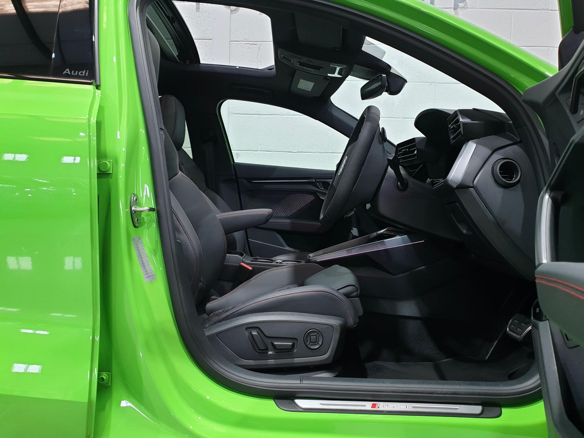 Audi RS3 view 60