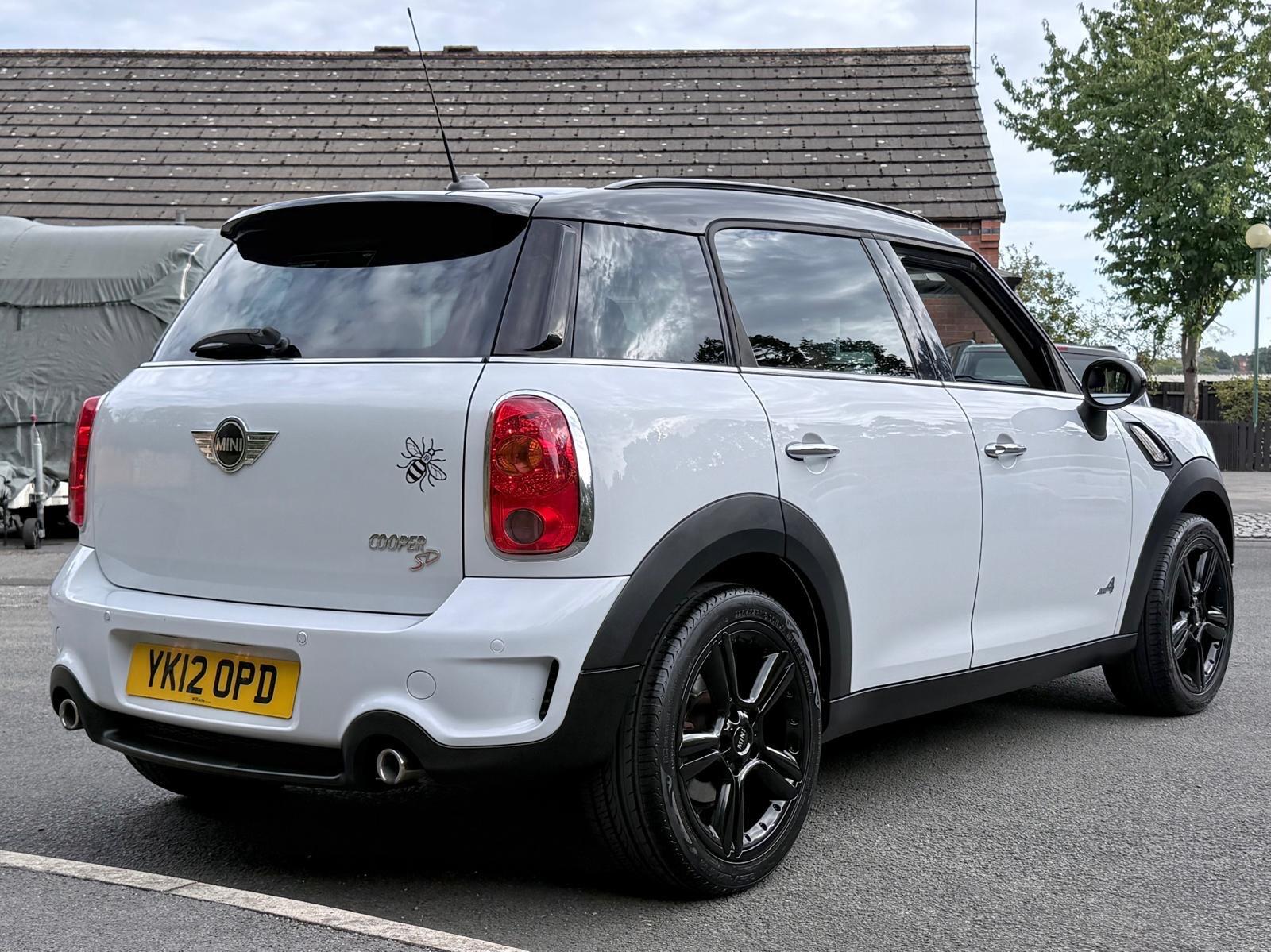 MINI Countryman view 35