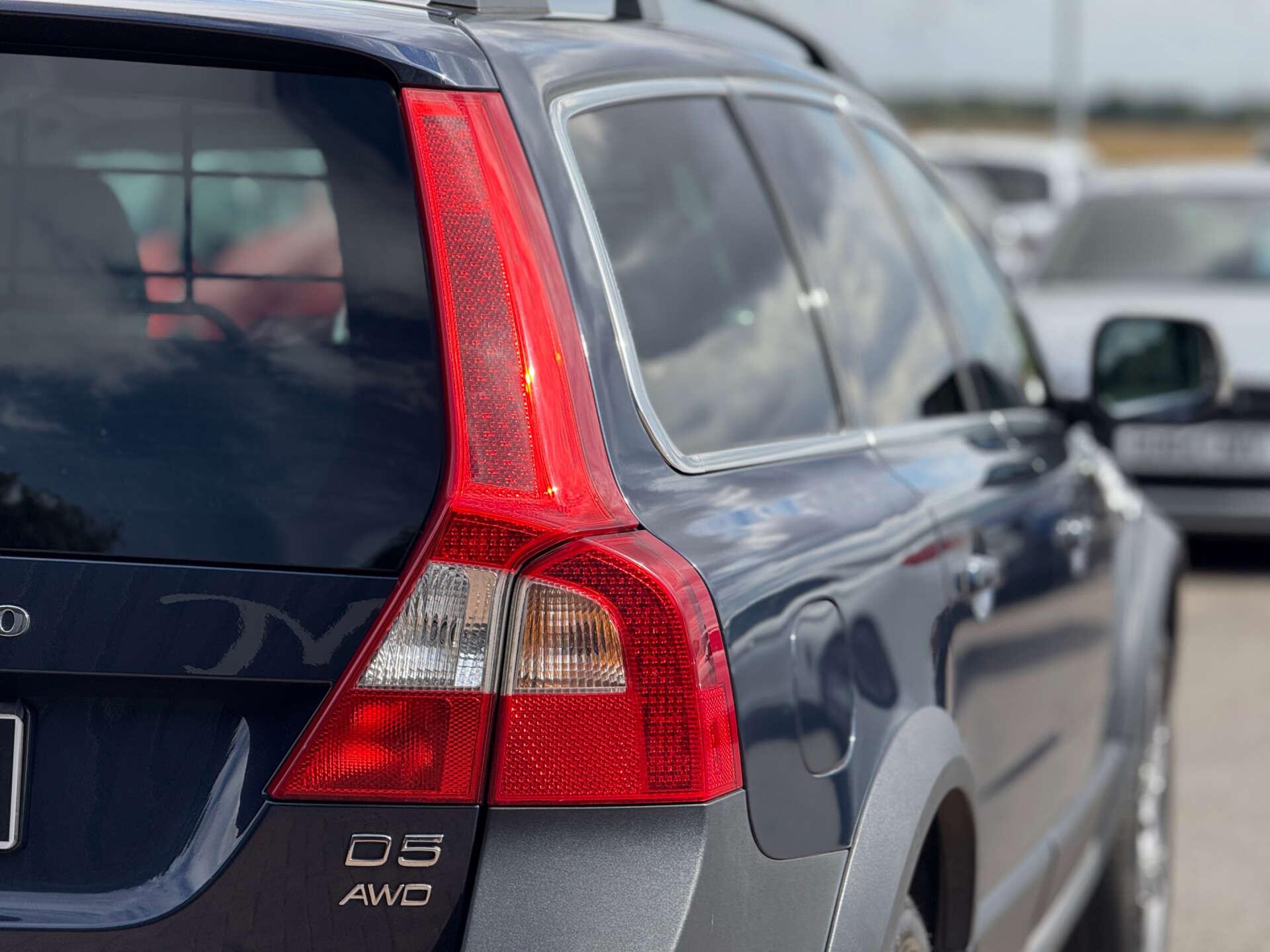 Volvo XC70 view 20