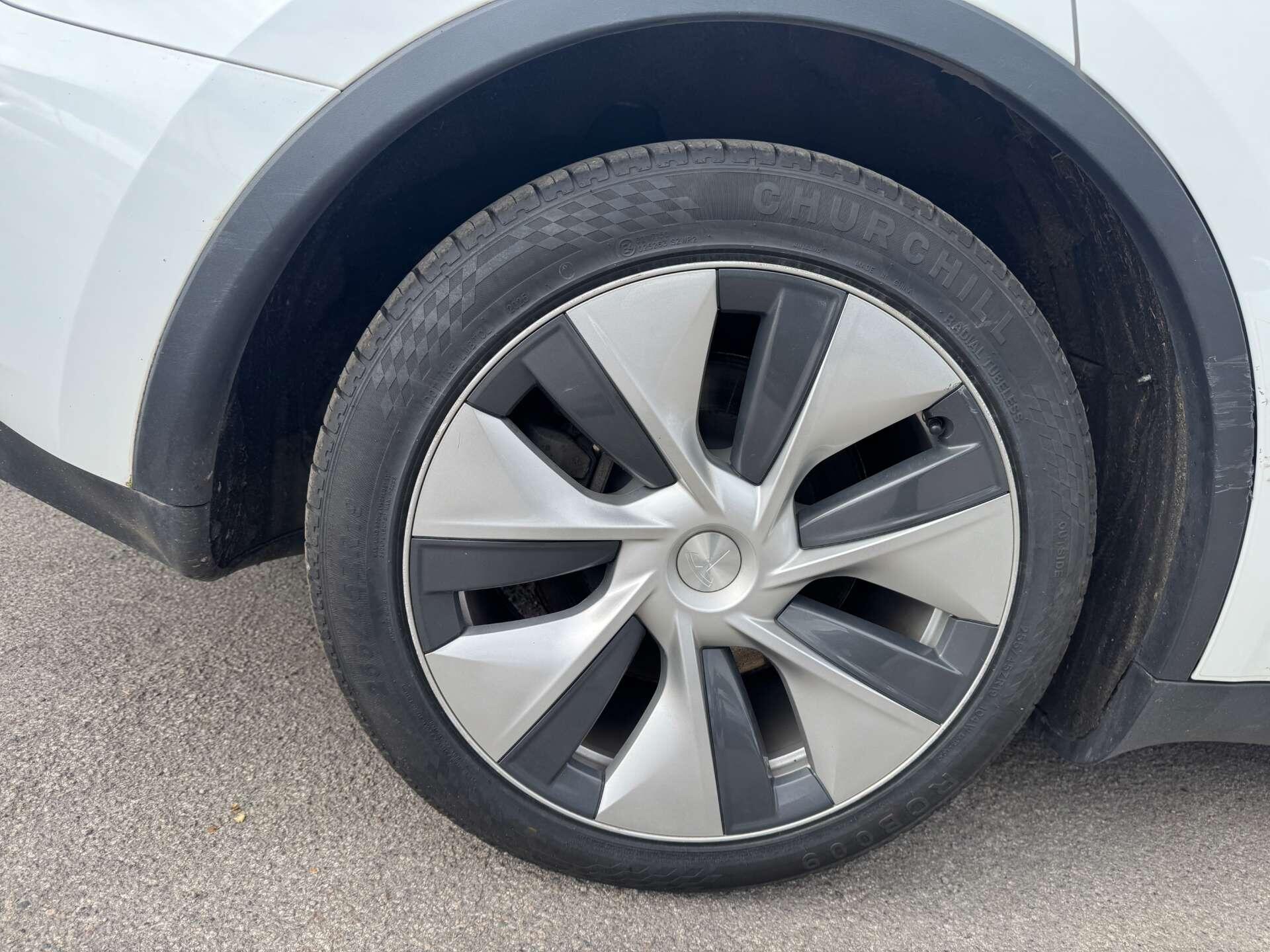 Tesla Model Y view 23
