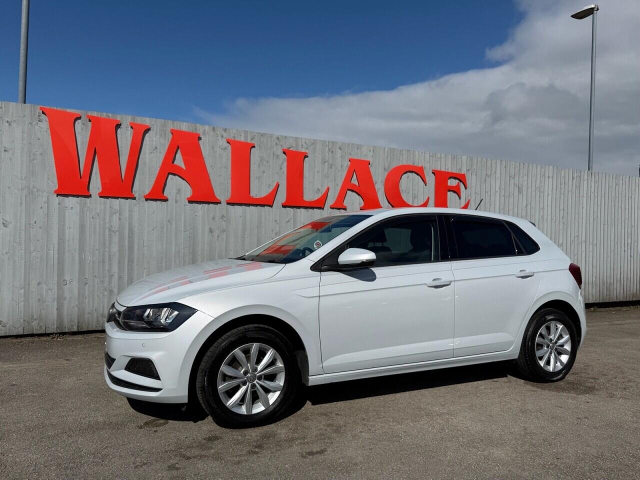 Volkswagen Polo view 6