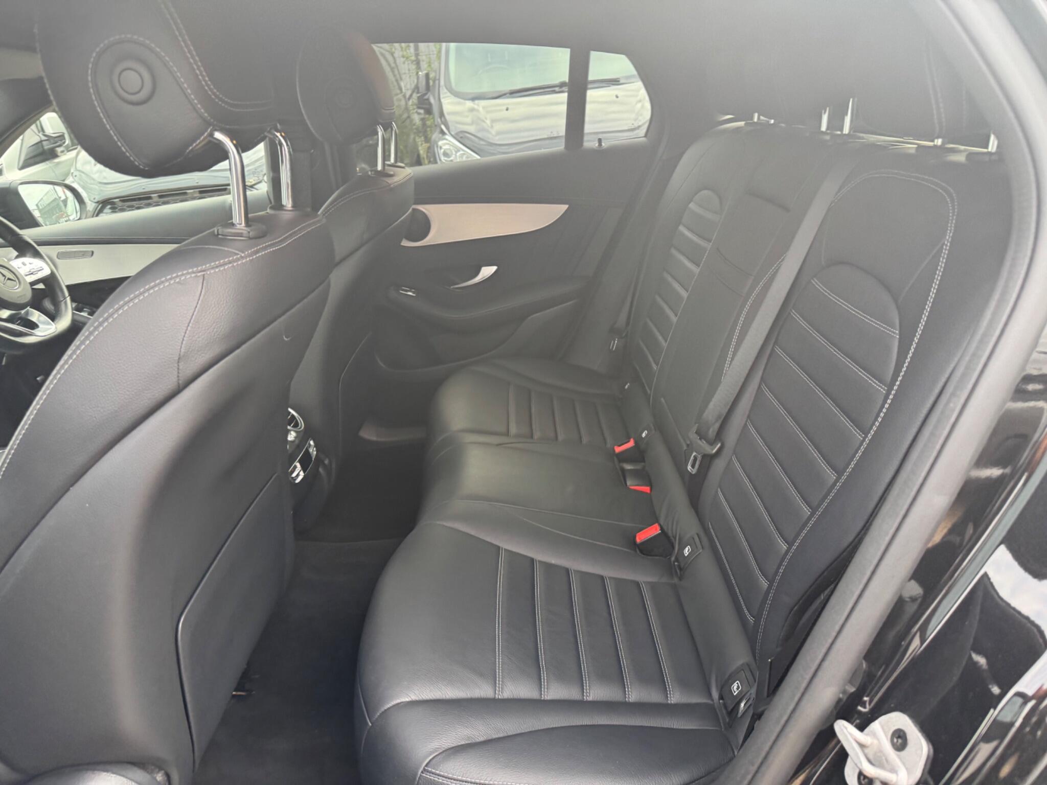 Mercedes-Benz GLC view 22