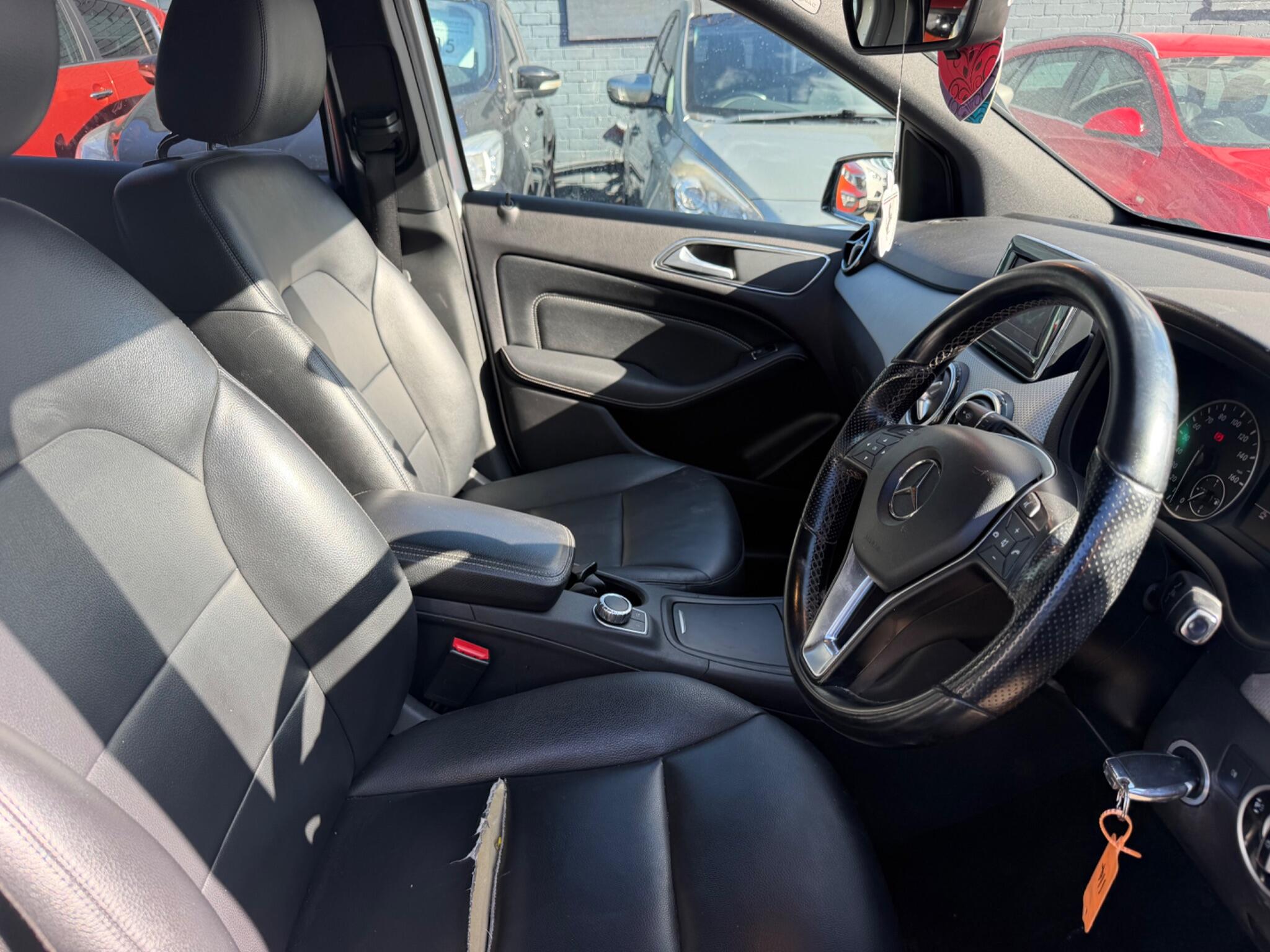 Mercedes-Benz B-Class view 10