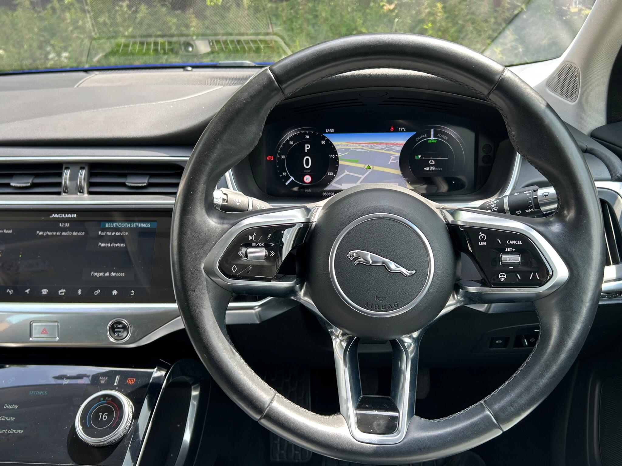 Jaguar I-Pace view 34