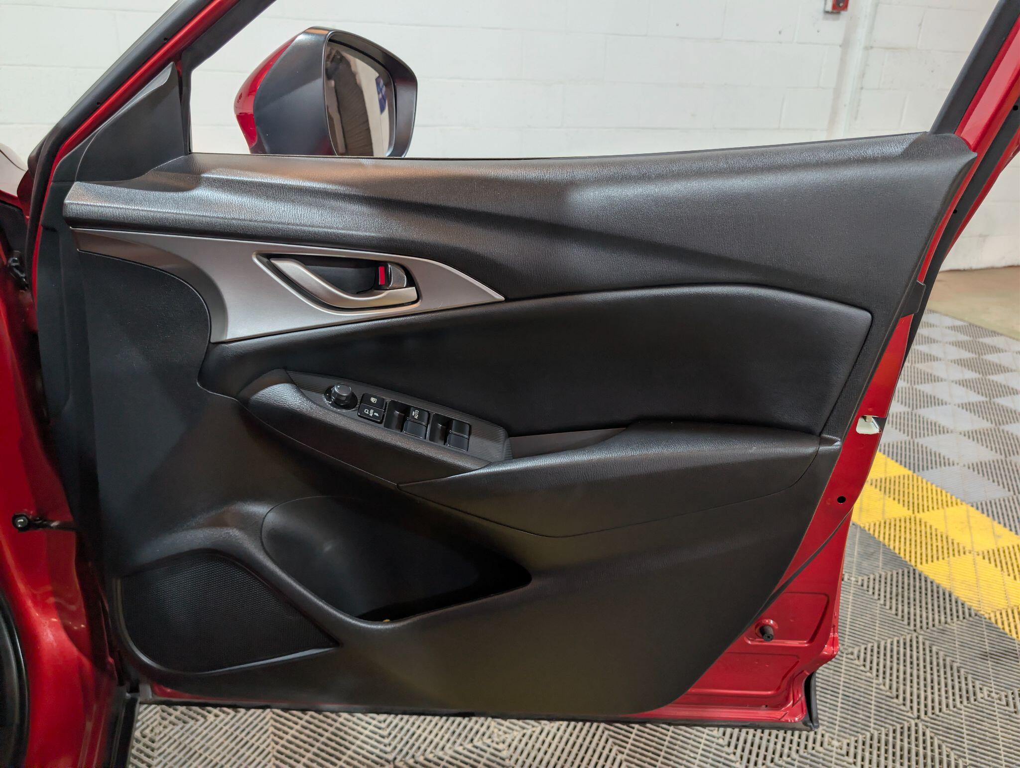 Mazda Skyactiv-G view 12