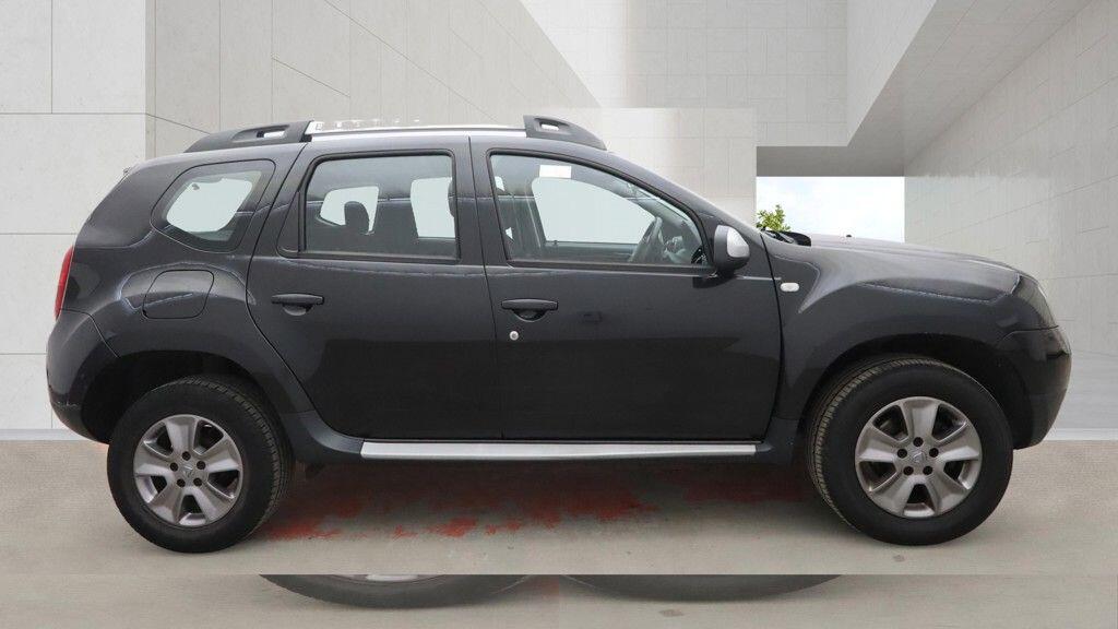 Dacia Duster view 10