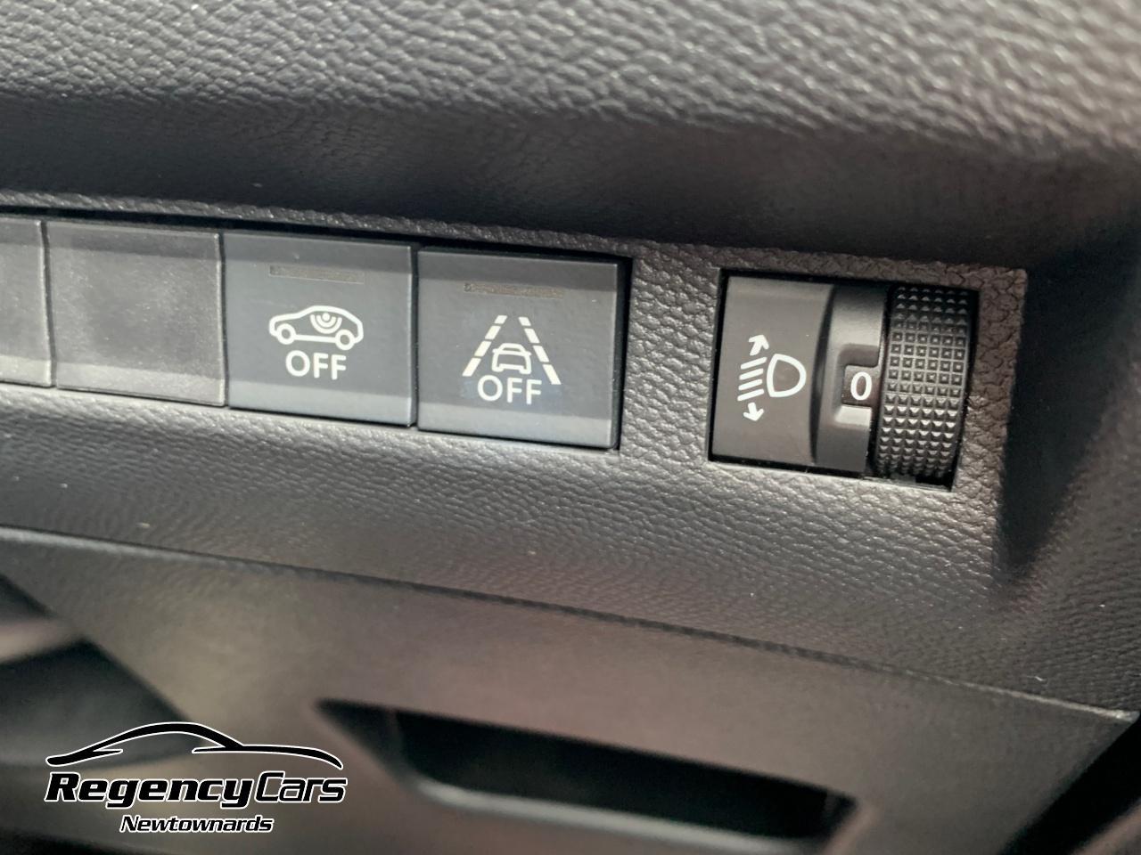 Peugeot 208 view 20