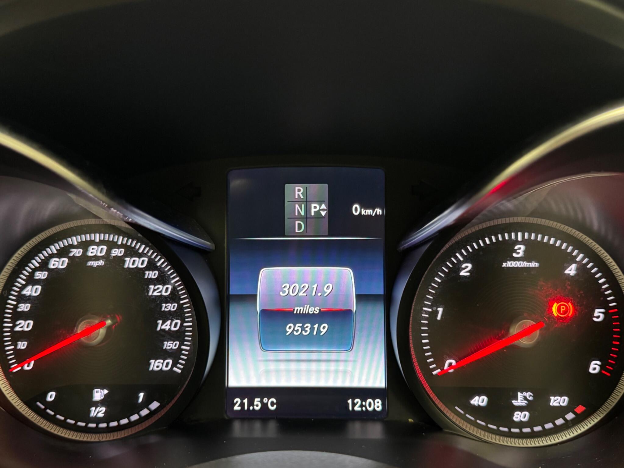 Mercedes-Benz C-Class view 19