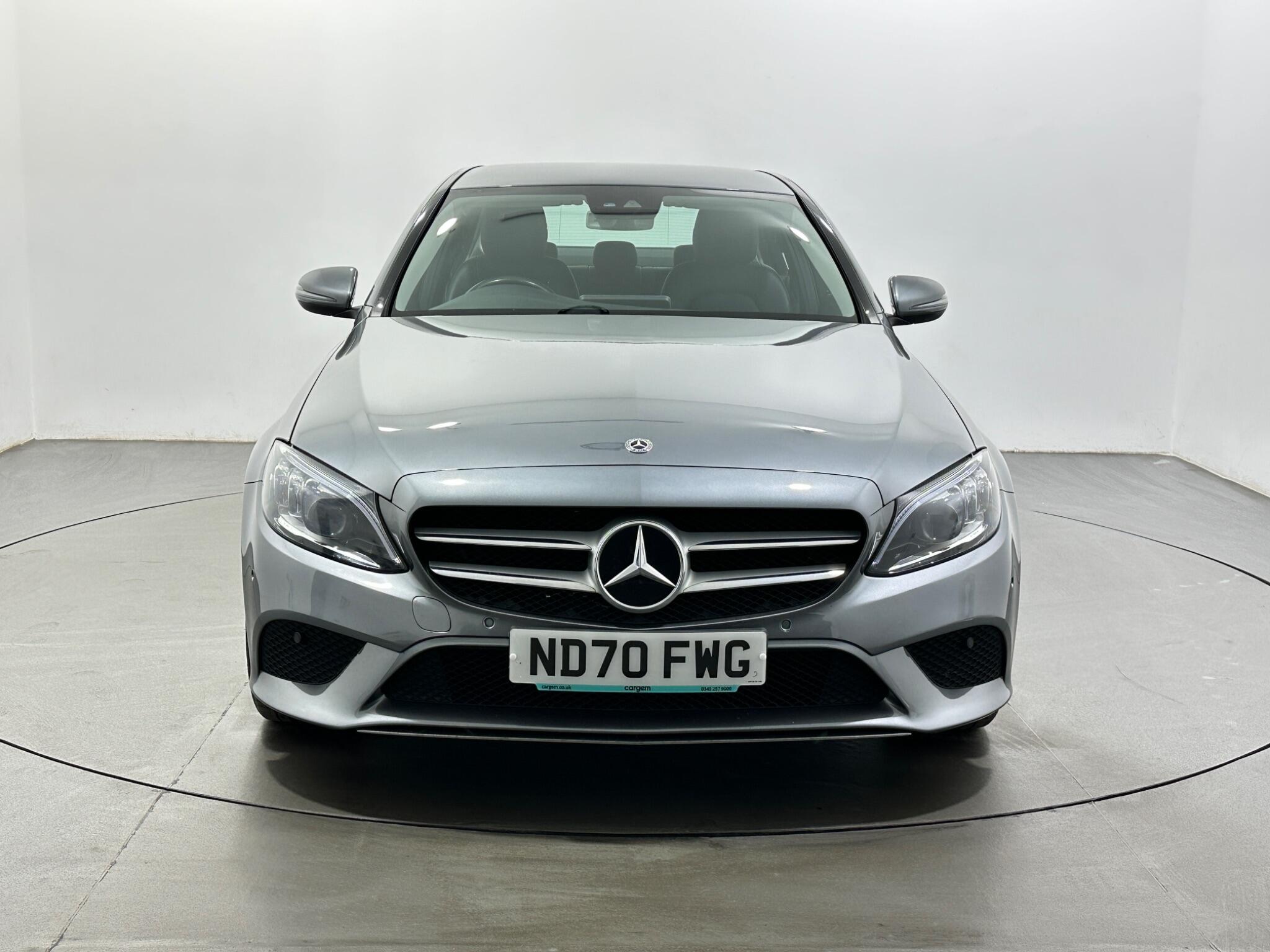 Mercedes-Benz C-Class view 3