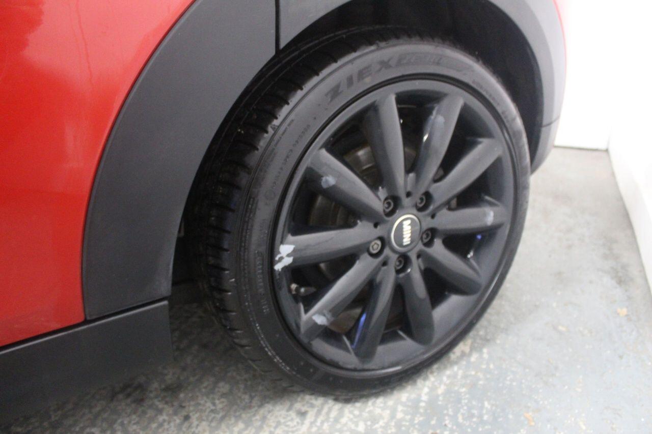 Mini Hatch view 56