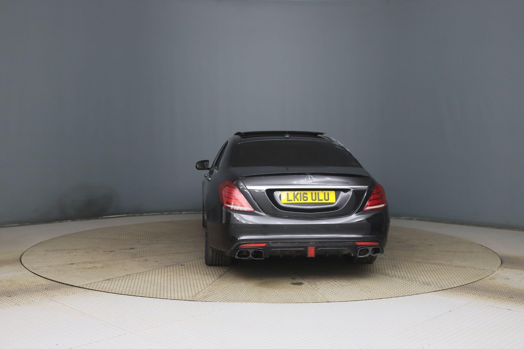 Mercedes-Benz S Class view 3