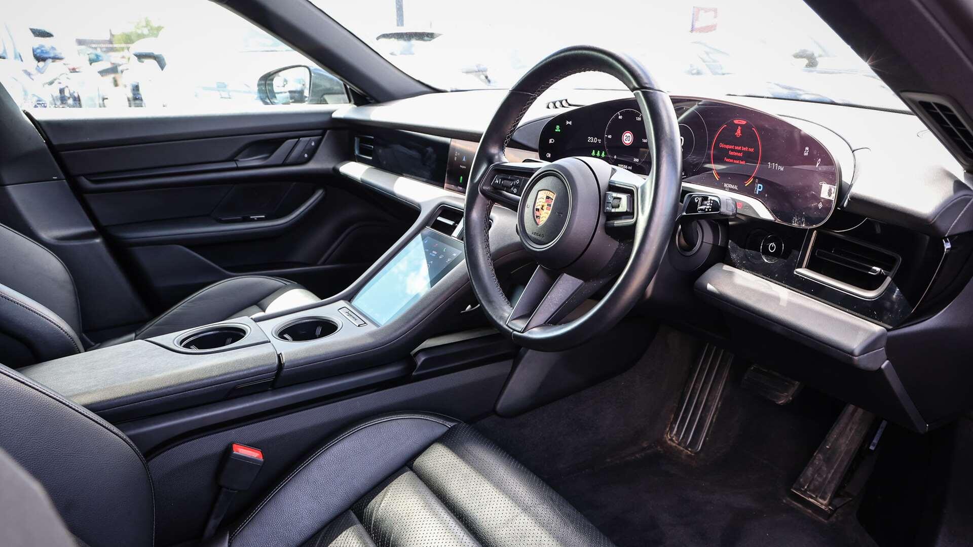 Porsche Taycan view 11
