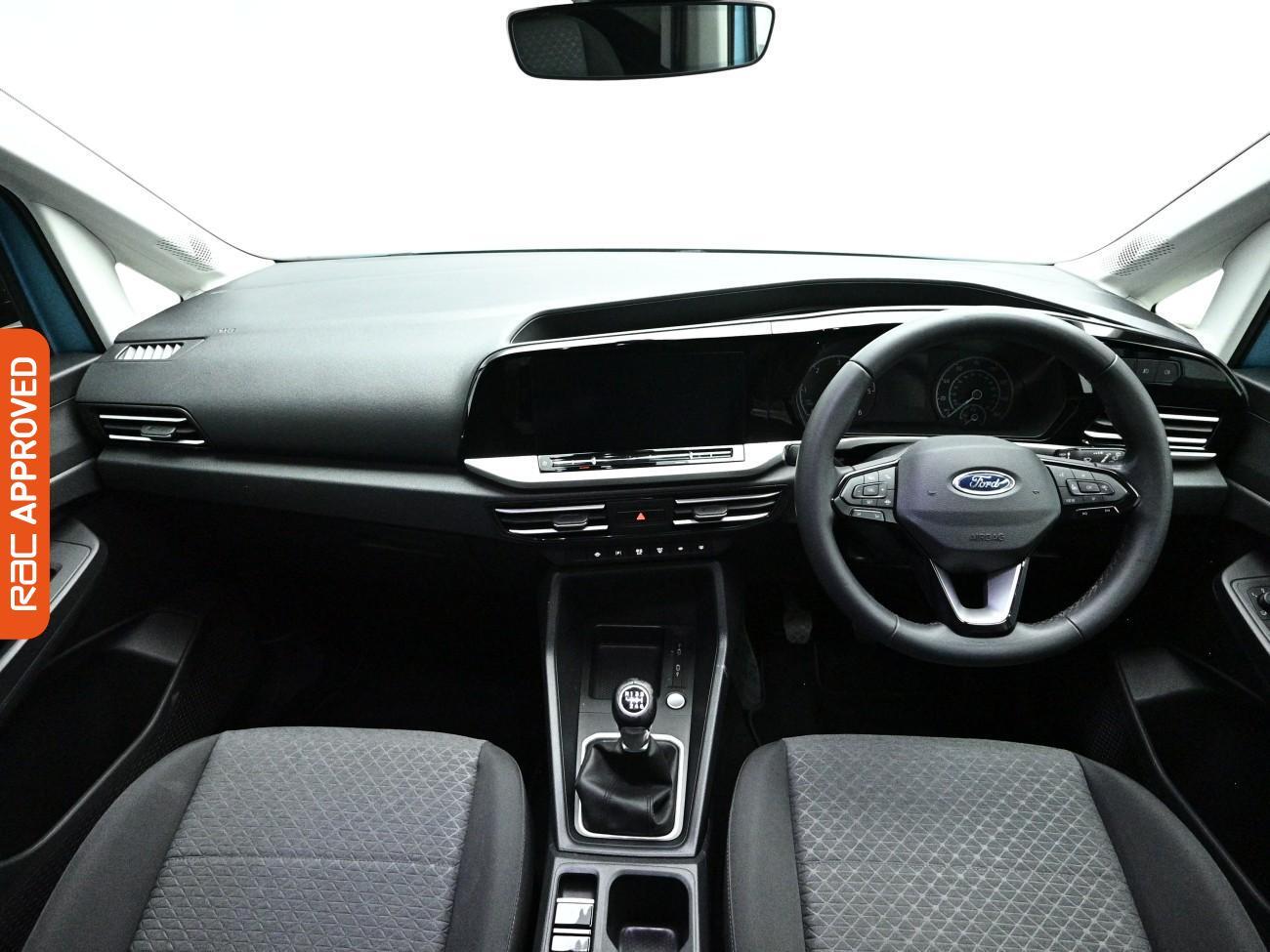 Ford Grand Tourneo Connect view 2