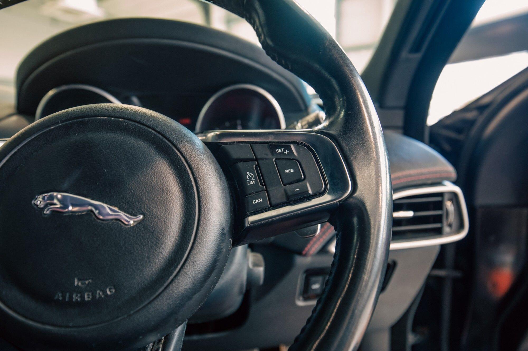Jaguar F-Pace view 13