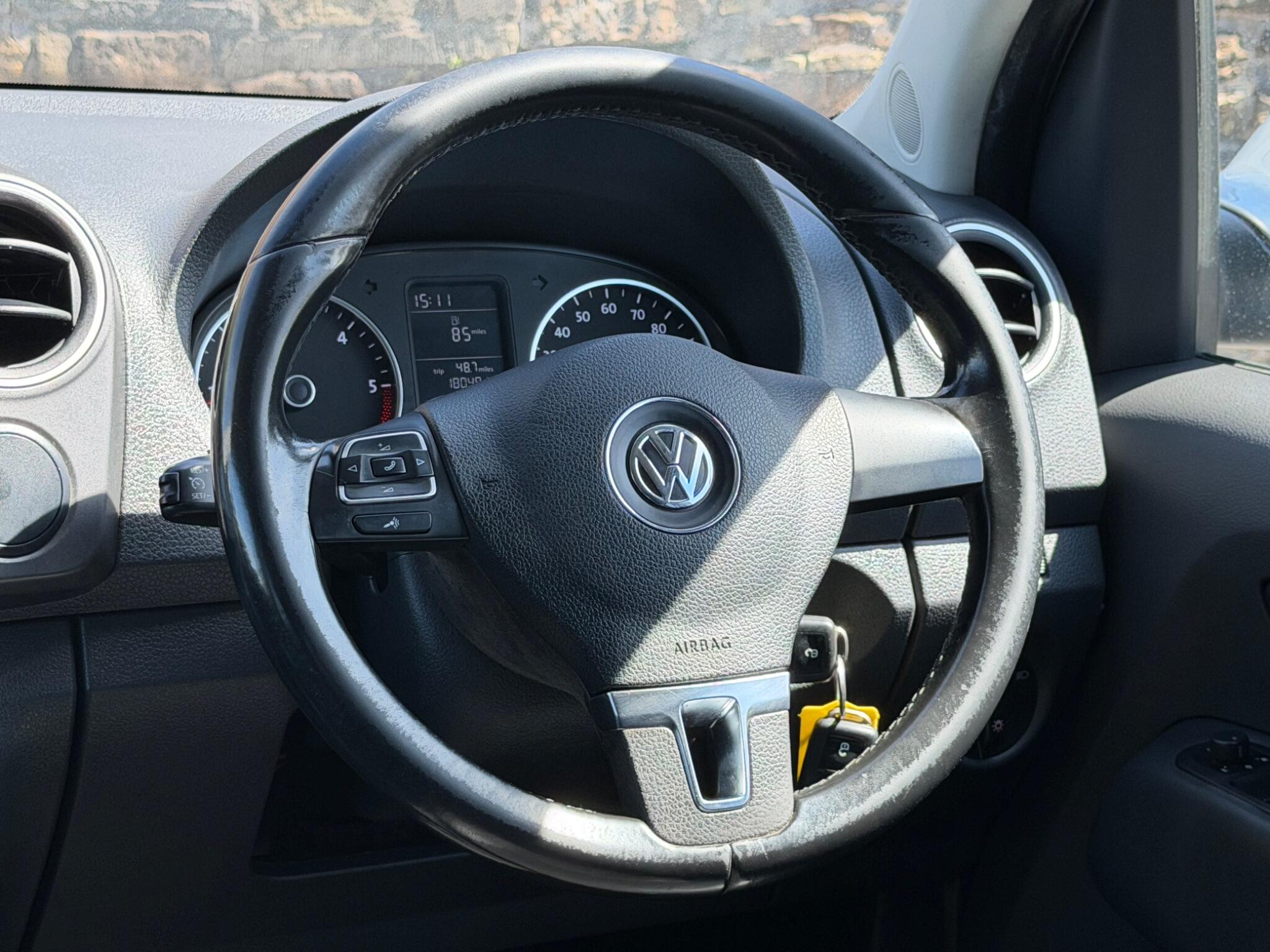 Volkswagen Amarok view 24