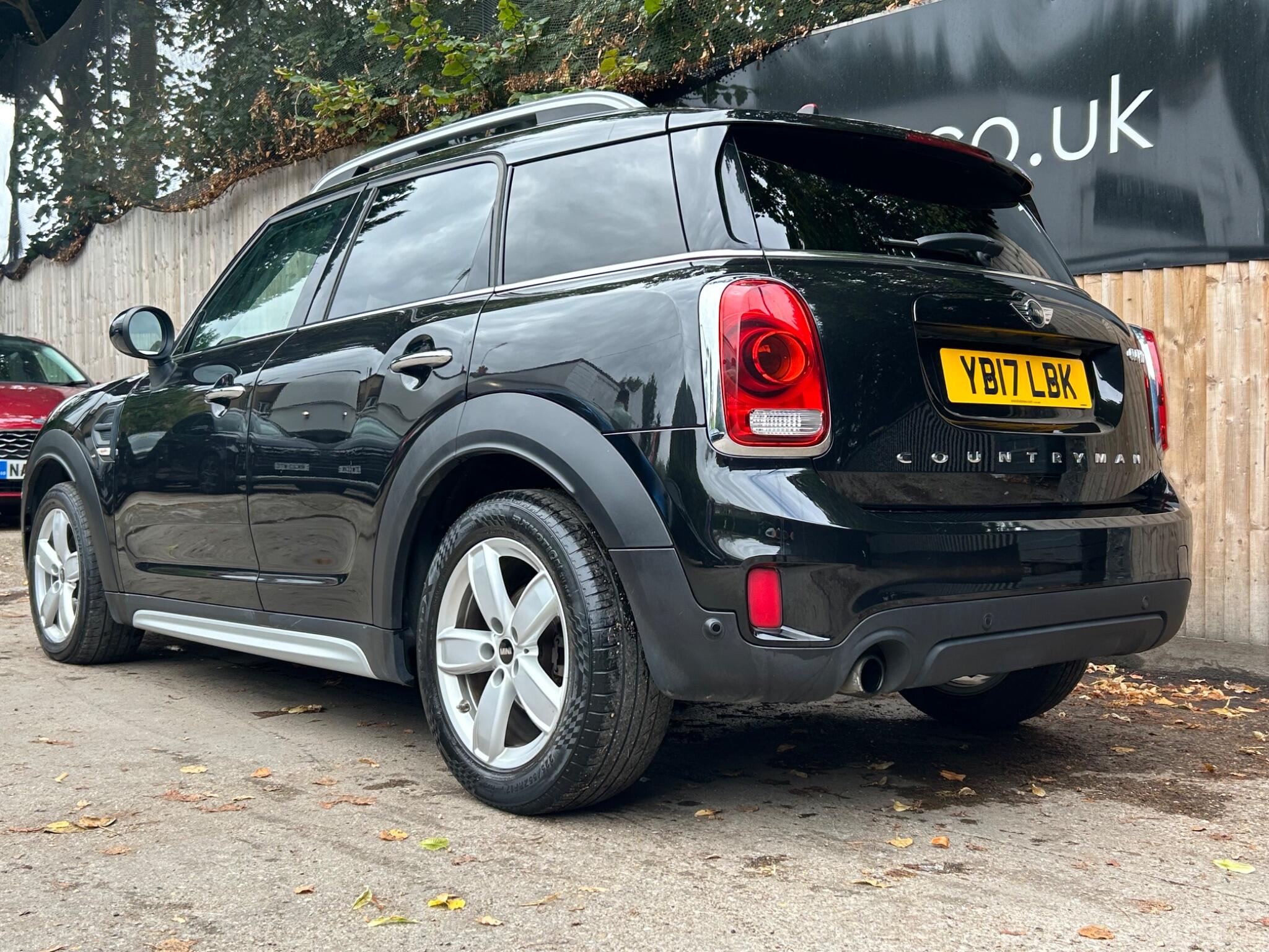 Mini Countryman view 16