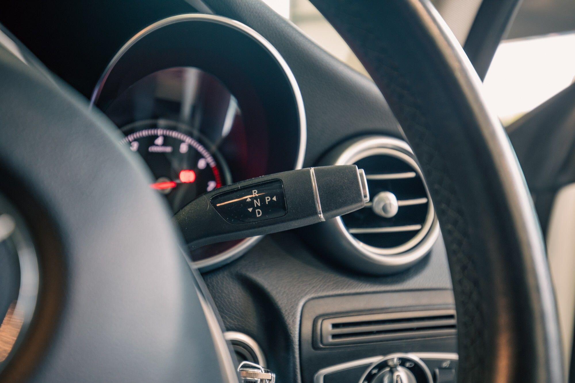 Mercedes-Benz C-Class view 11