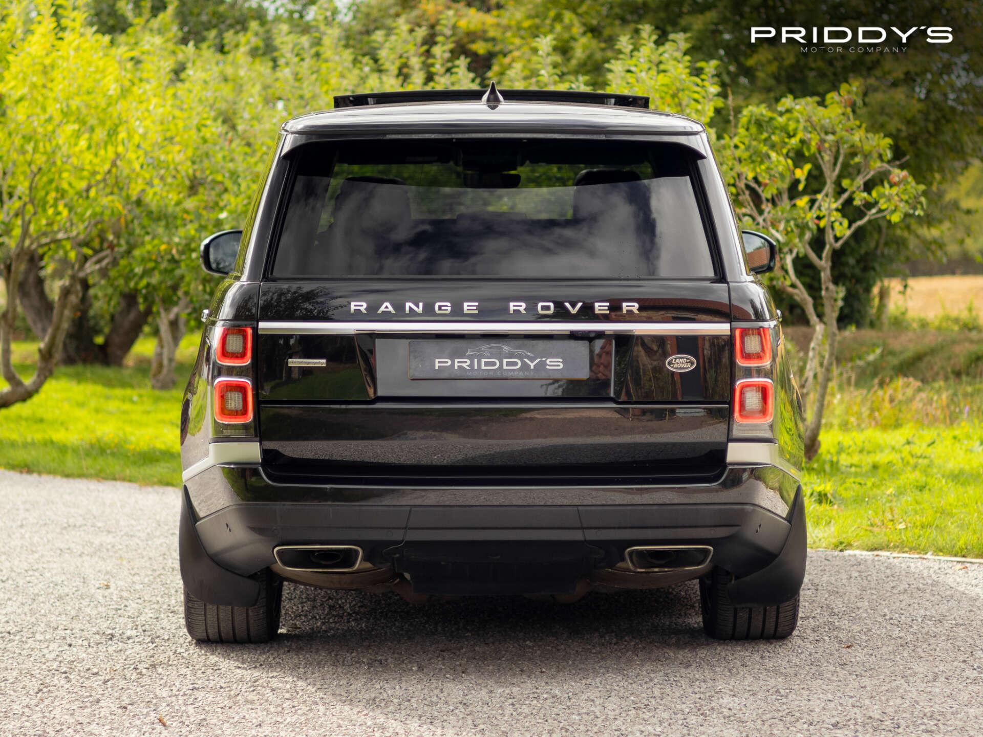 Land Rover Range Rover view 4