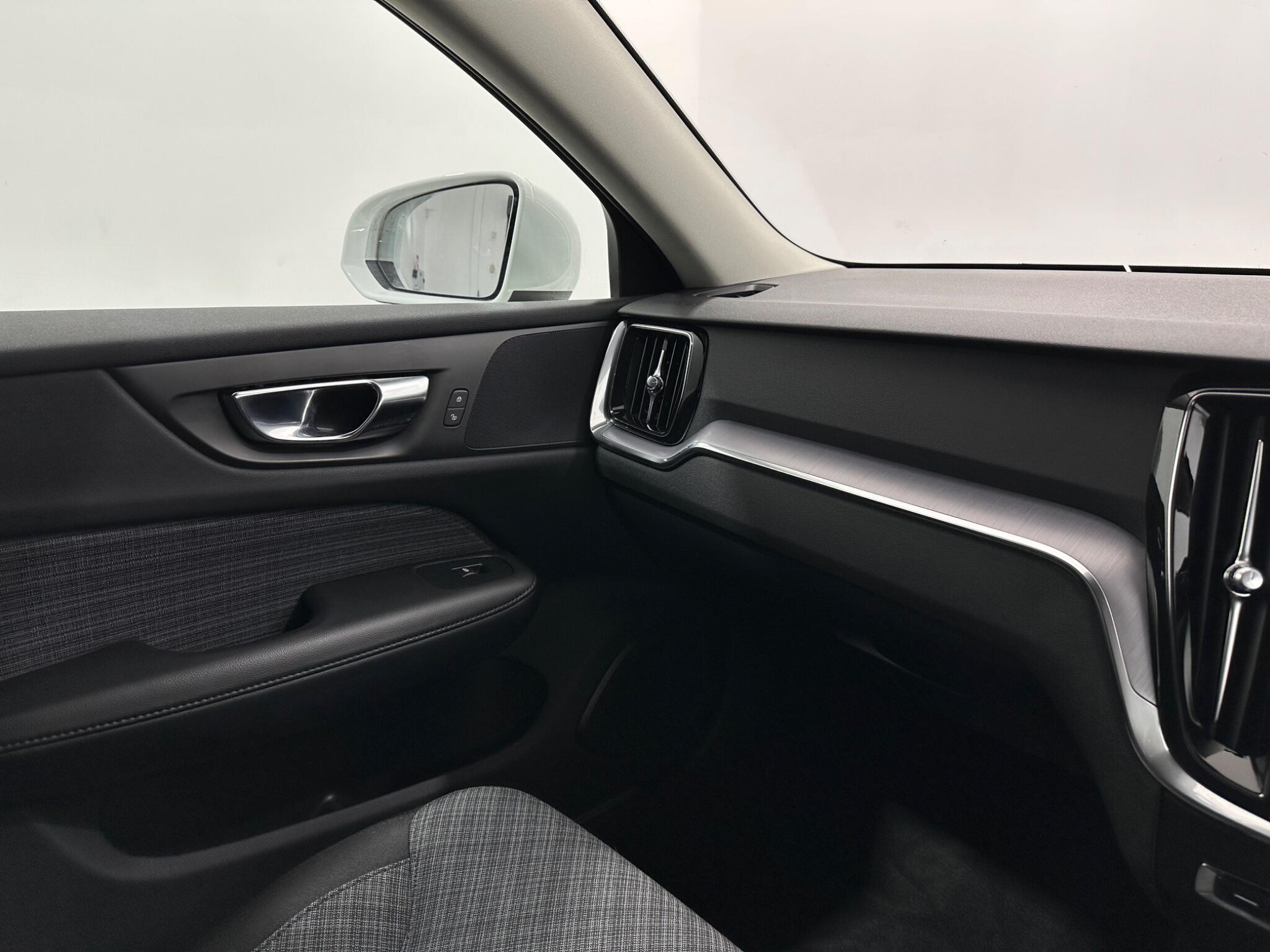 Volvo V60 view 26