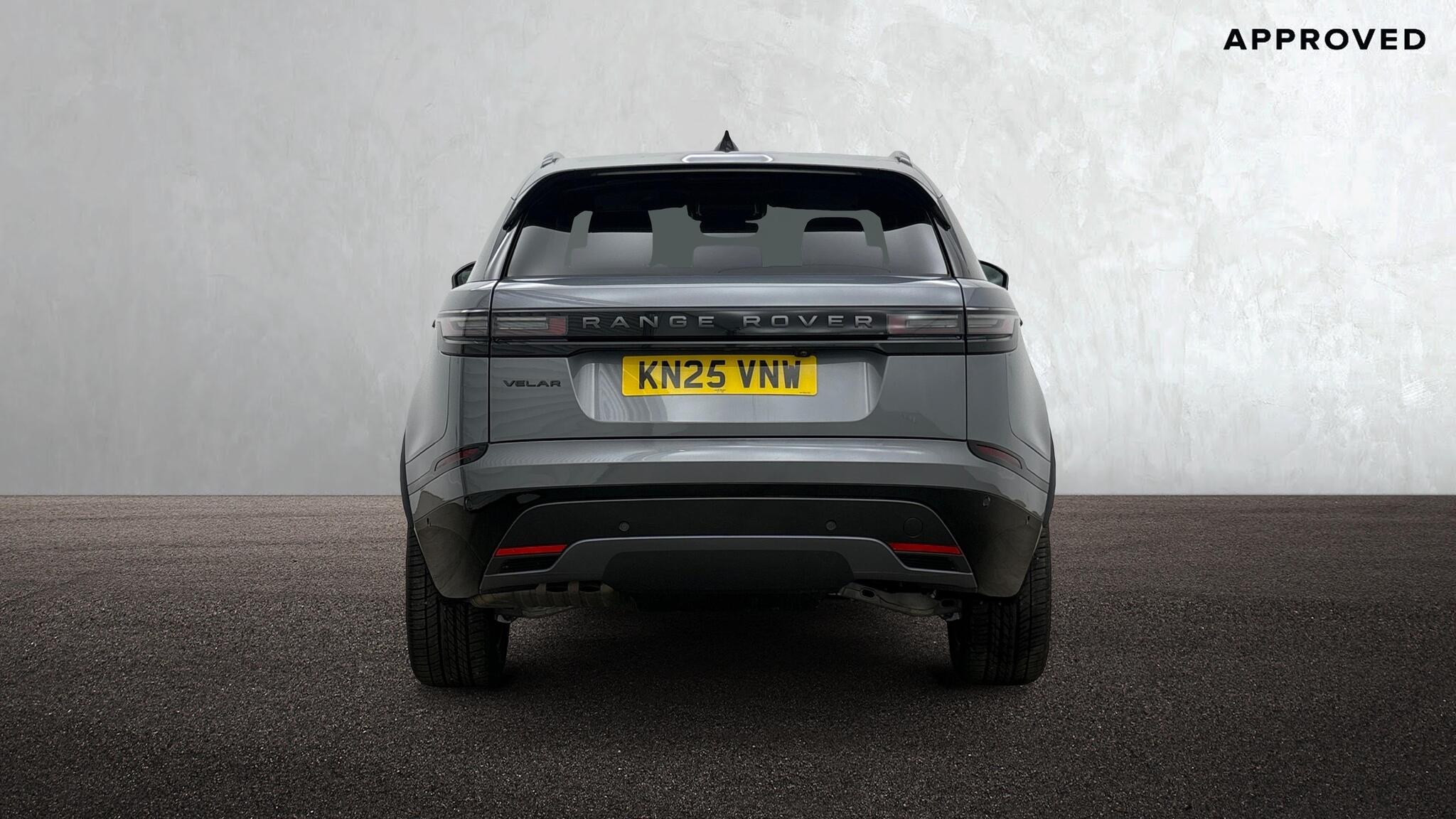 Land Rover Range Rover Velar view 6