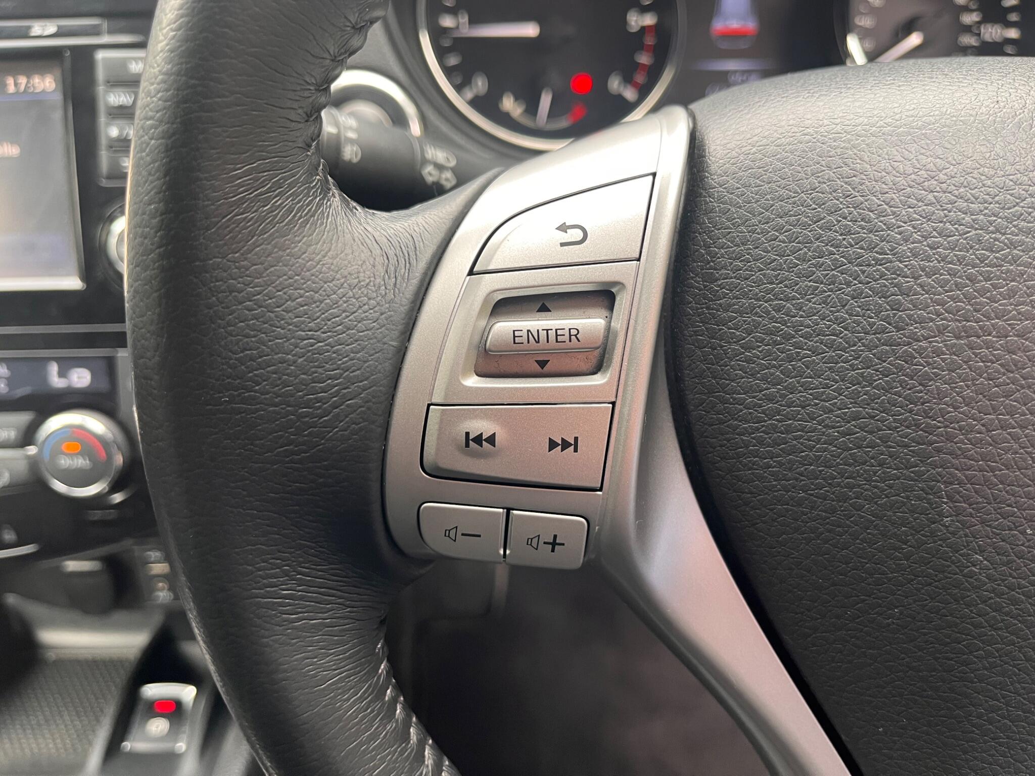 Nissan X-Trail view 28