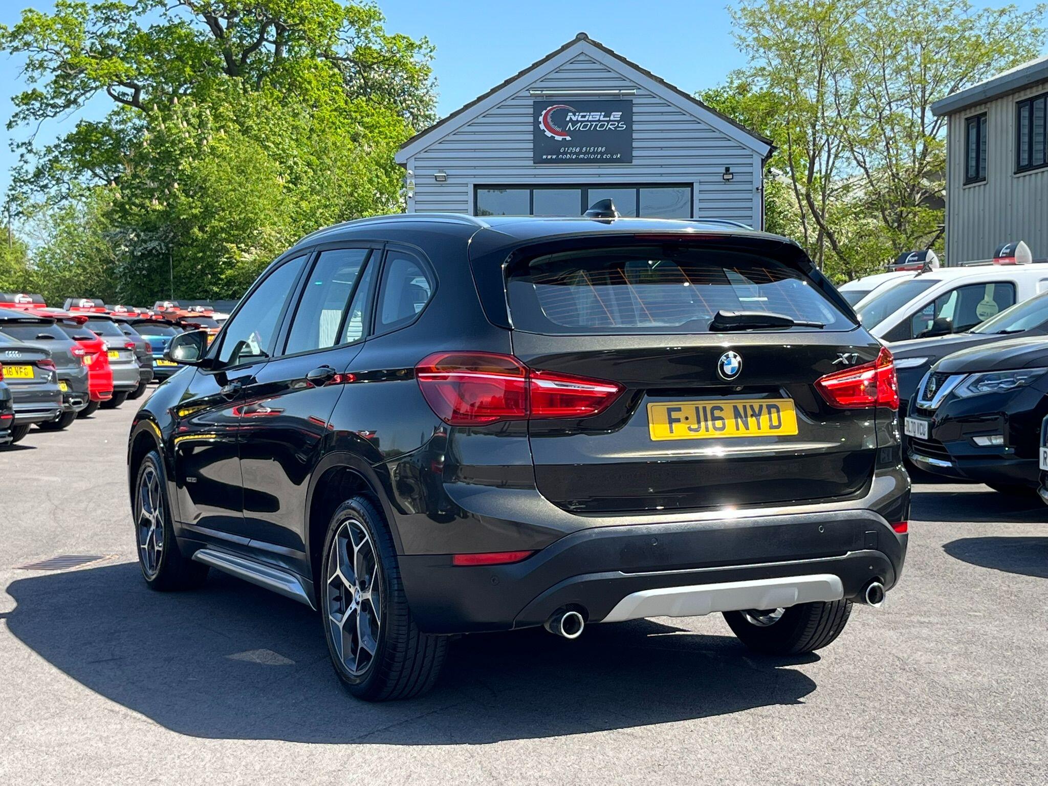 BMW X1 view 5