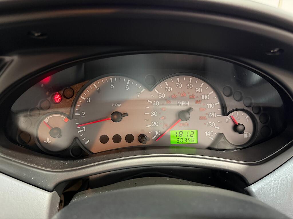 Ford Focus view 12