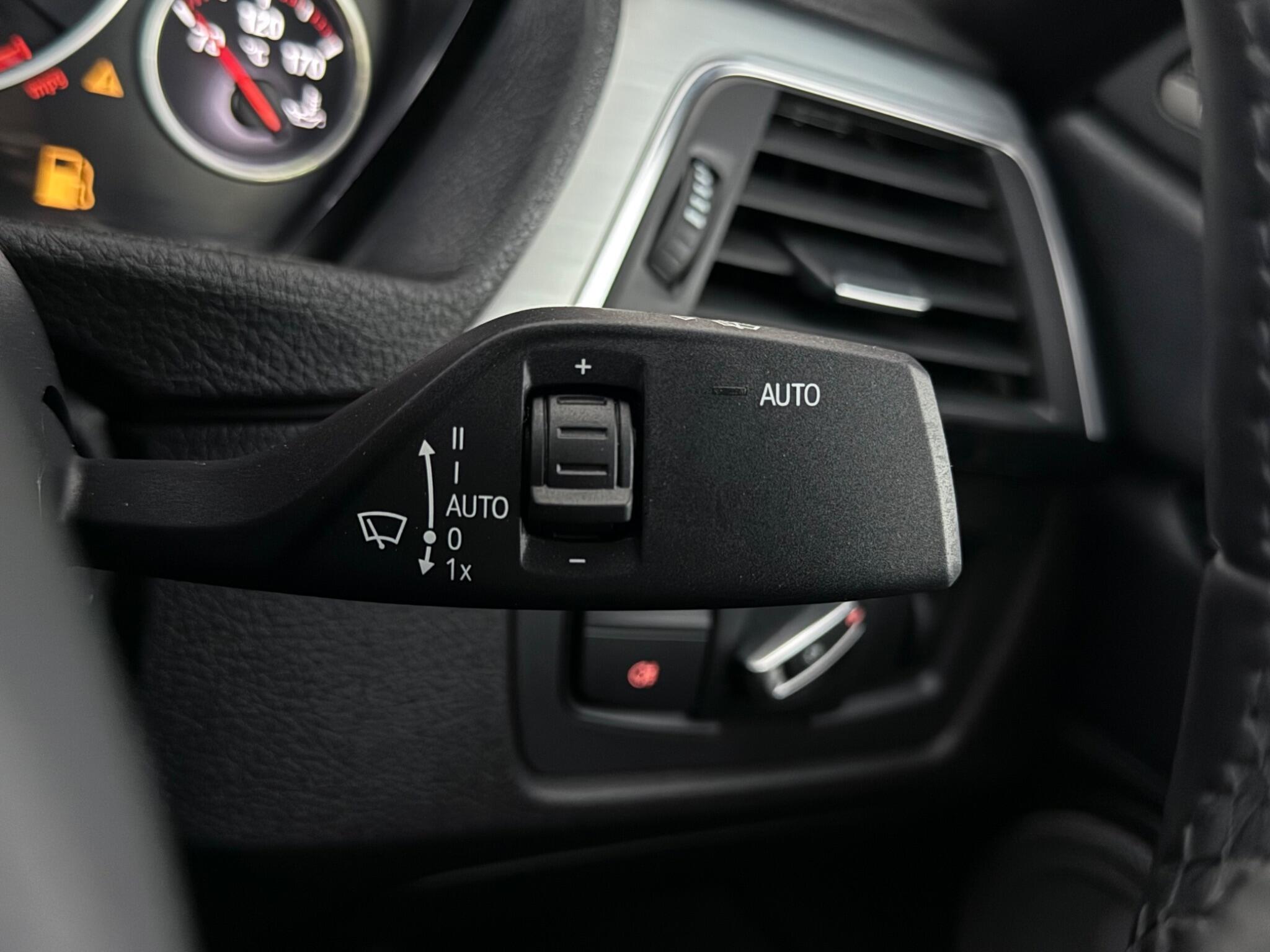 BMW 4 Series view 17