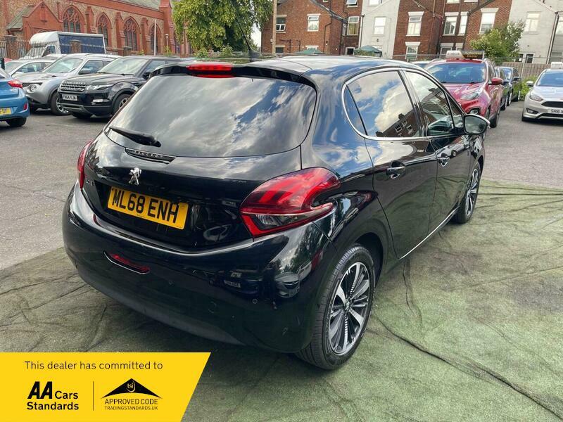 2018 Peugeot 208 1.2 PureTech Tech Edition Euro 6 (s/s) 5dr • 68,572 miles image 18