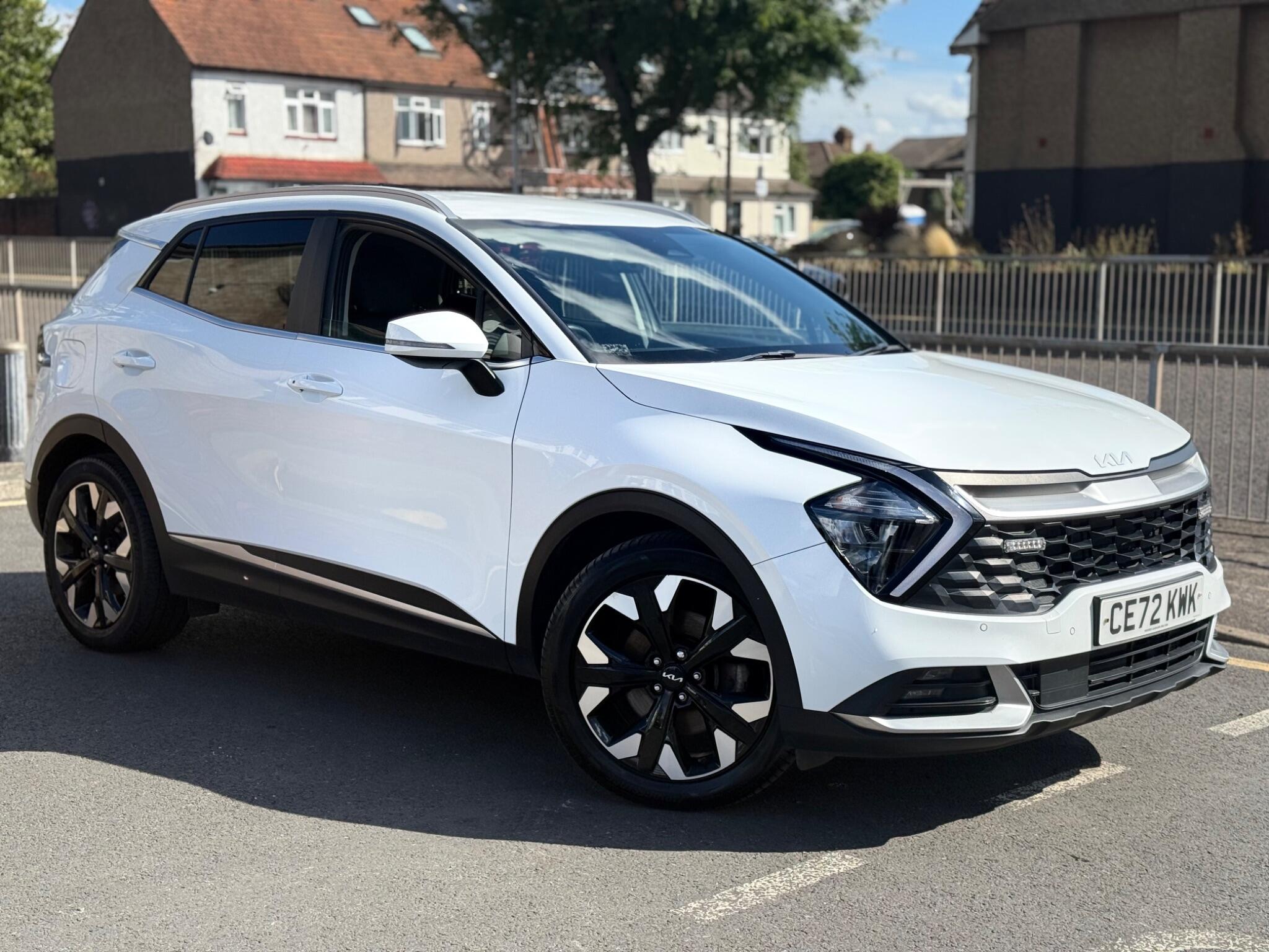 2023 Kia Sportage in White for sale