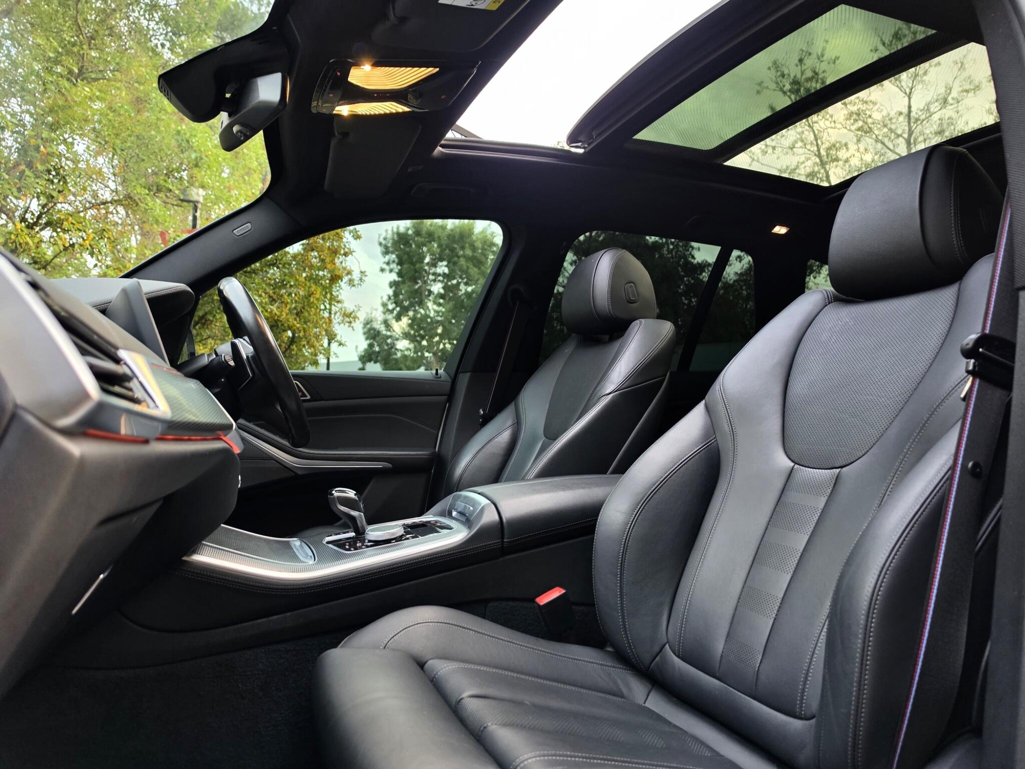 BMW X5 view 8