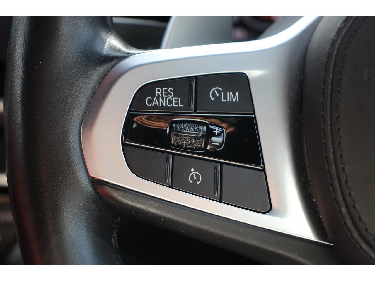 BMW X4 view 29