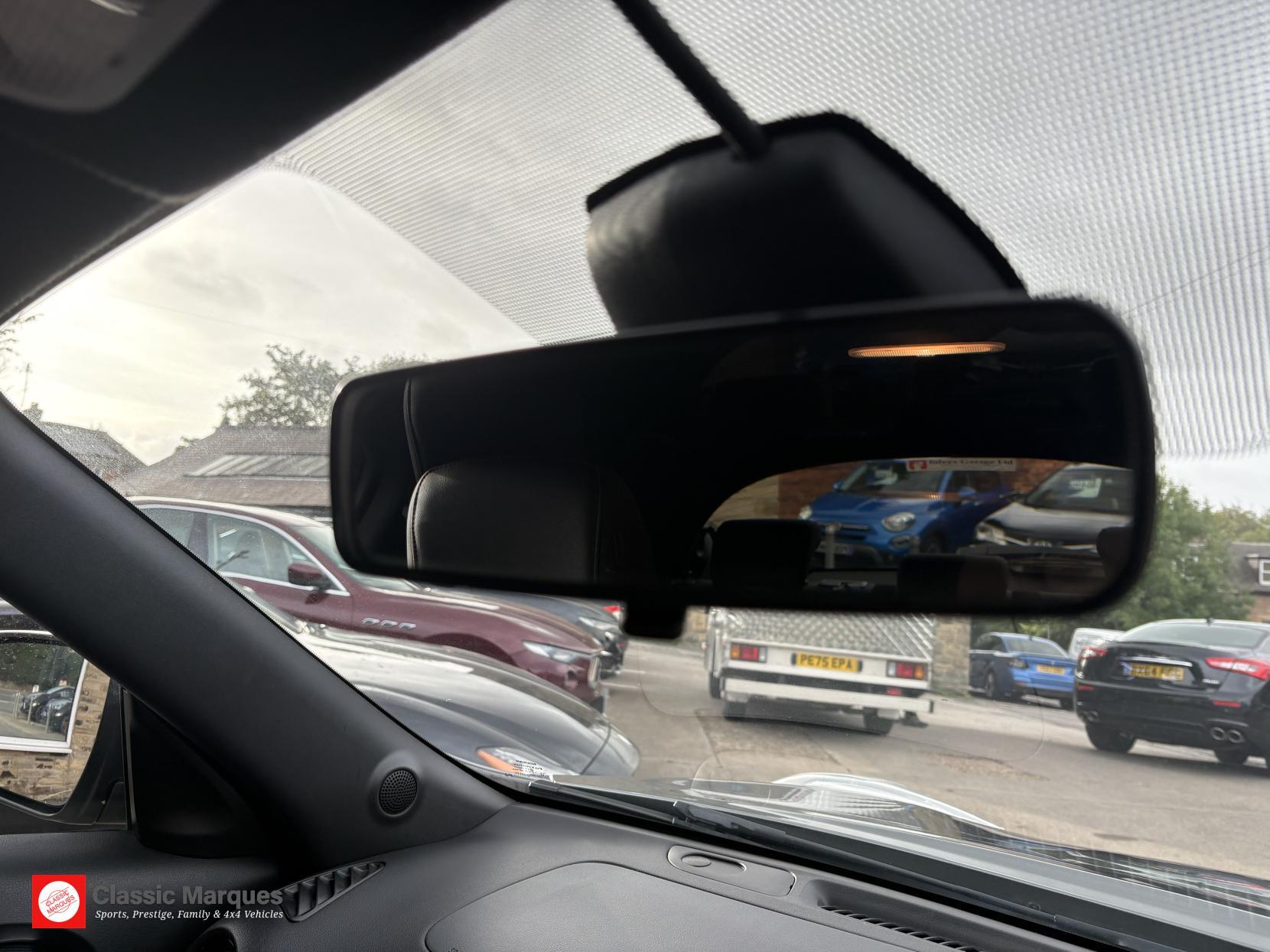 Nissan Juke view 45
