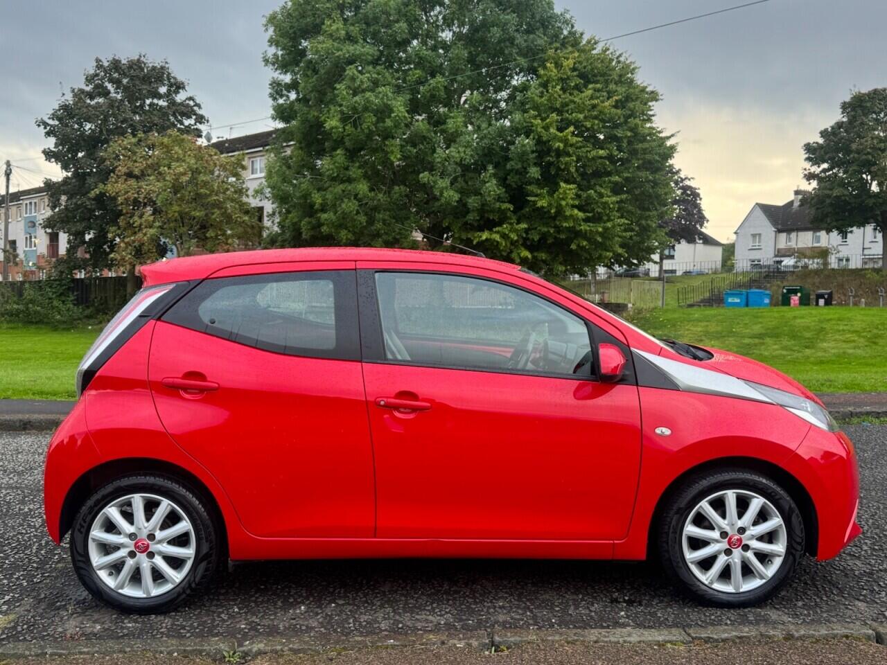 Toyota Aygo view 8