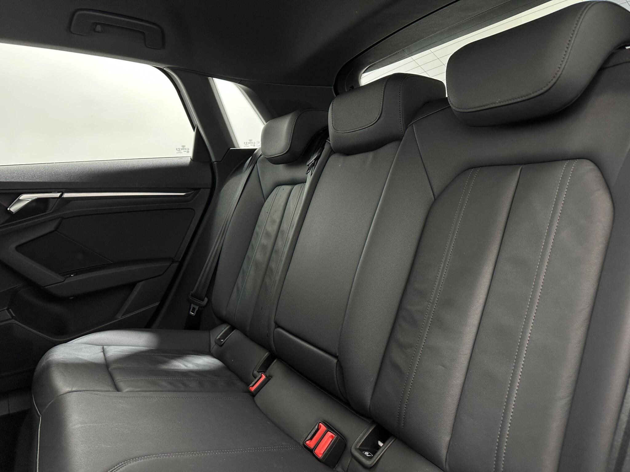 Audi A3 view 39