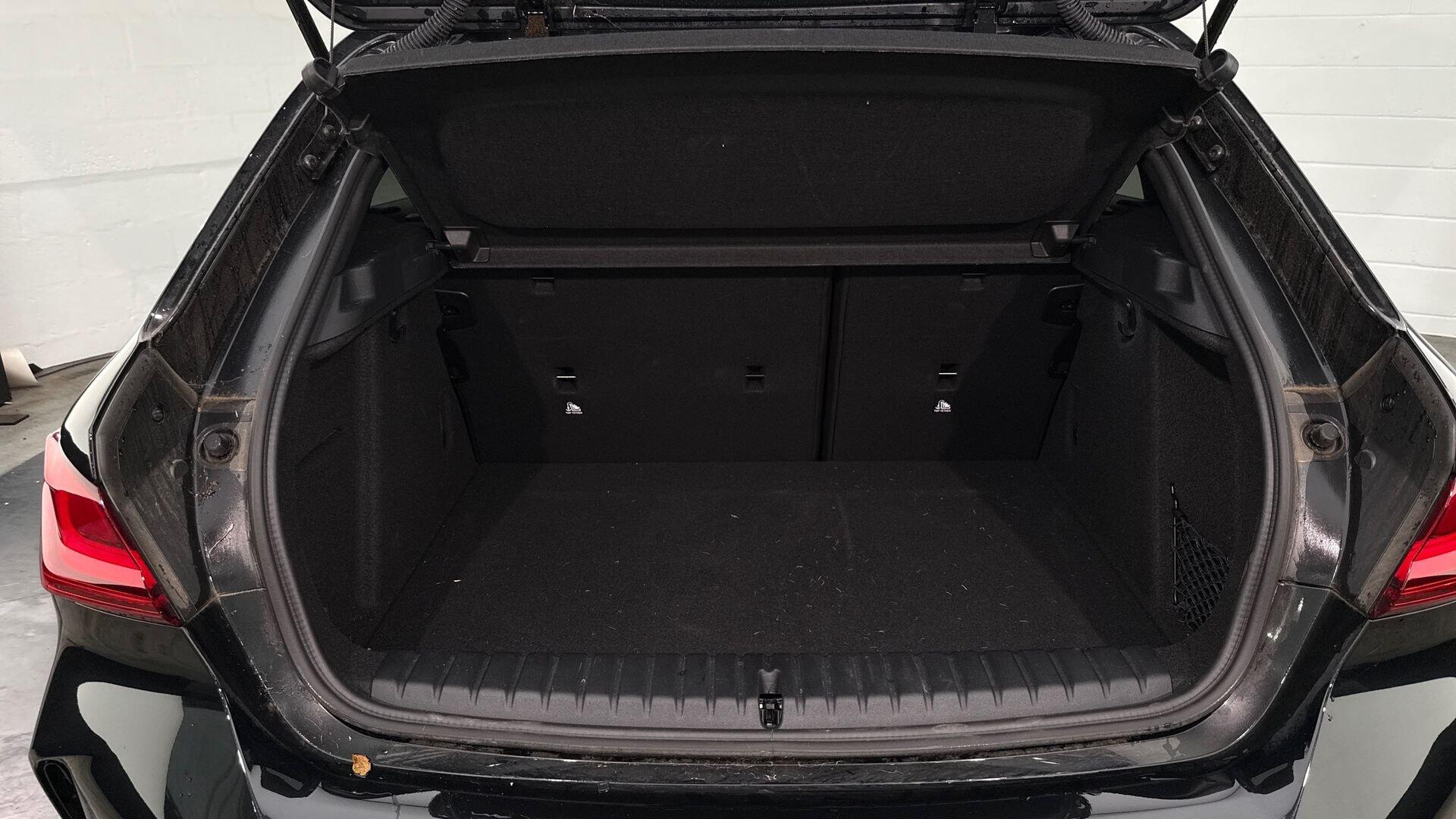 BMW 1 Series view 13