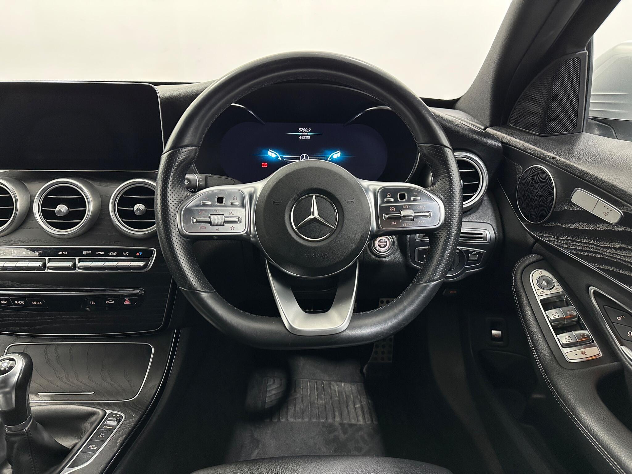 Mercedes-Benz C-Class view 13