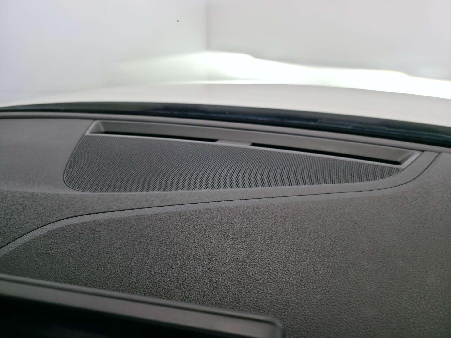 Audi A4 view 33