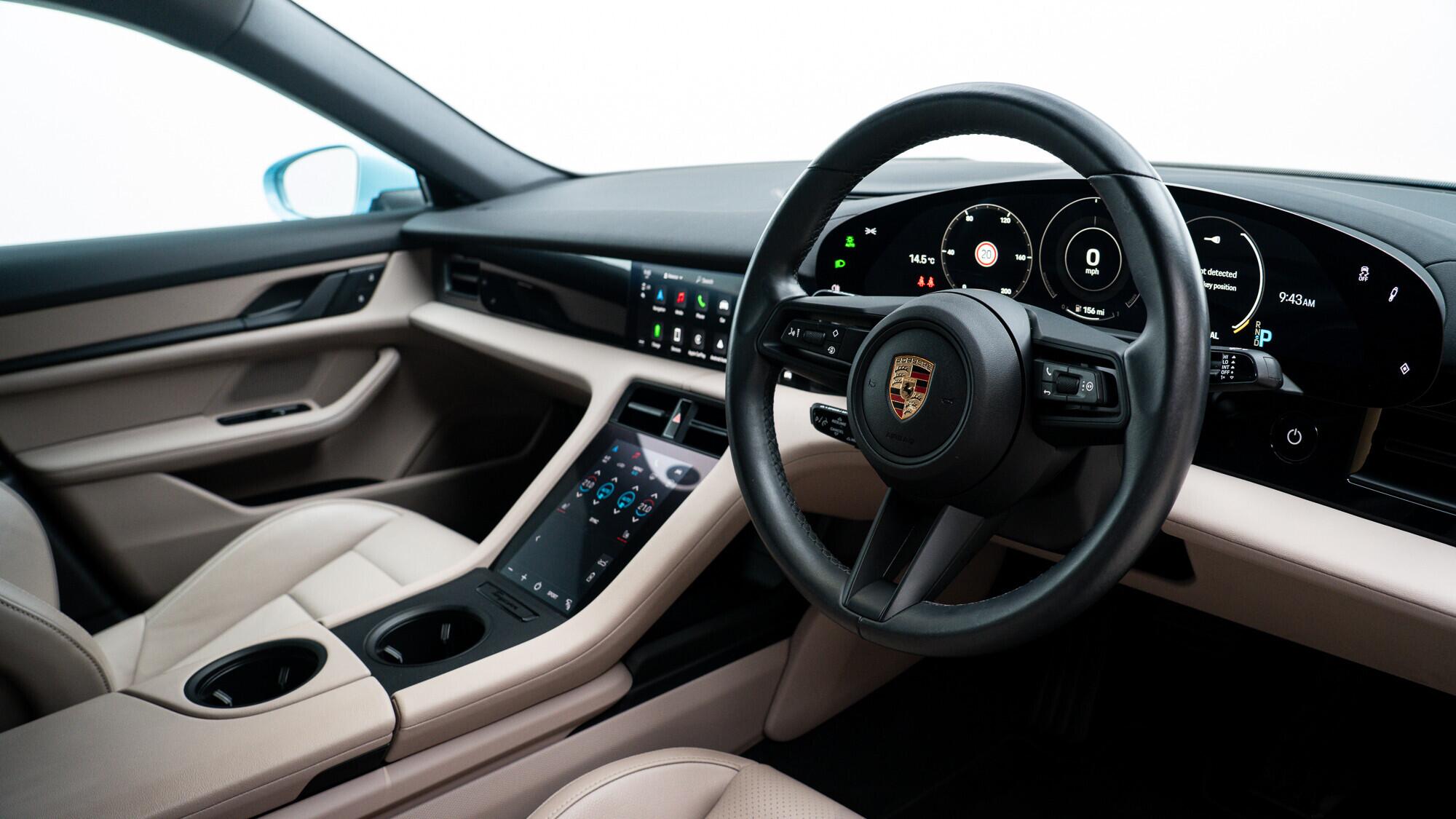 Porsche Taycan view 32