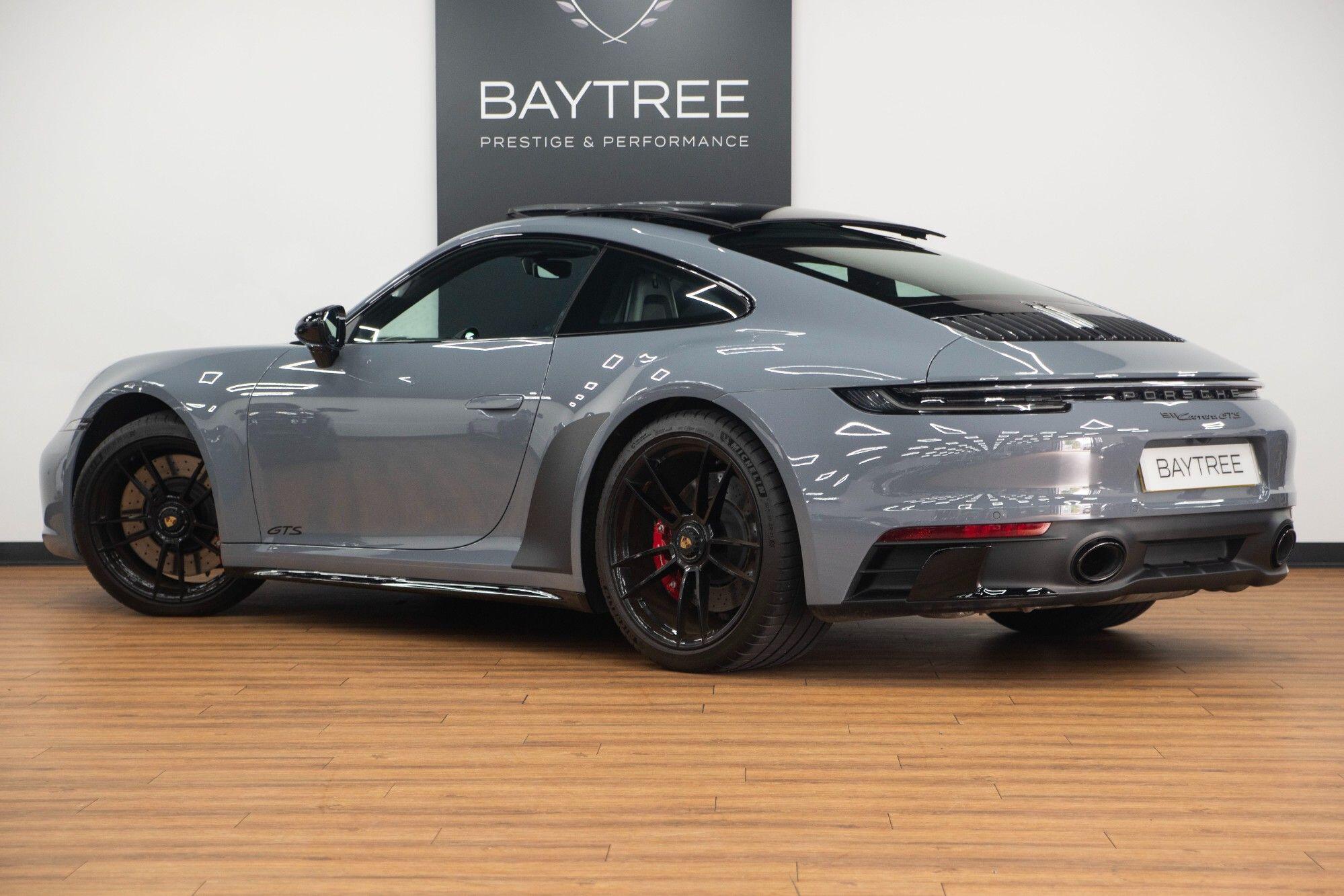 Porsche 911 view 2