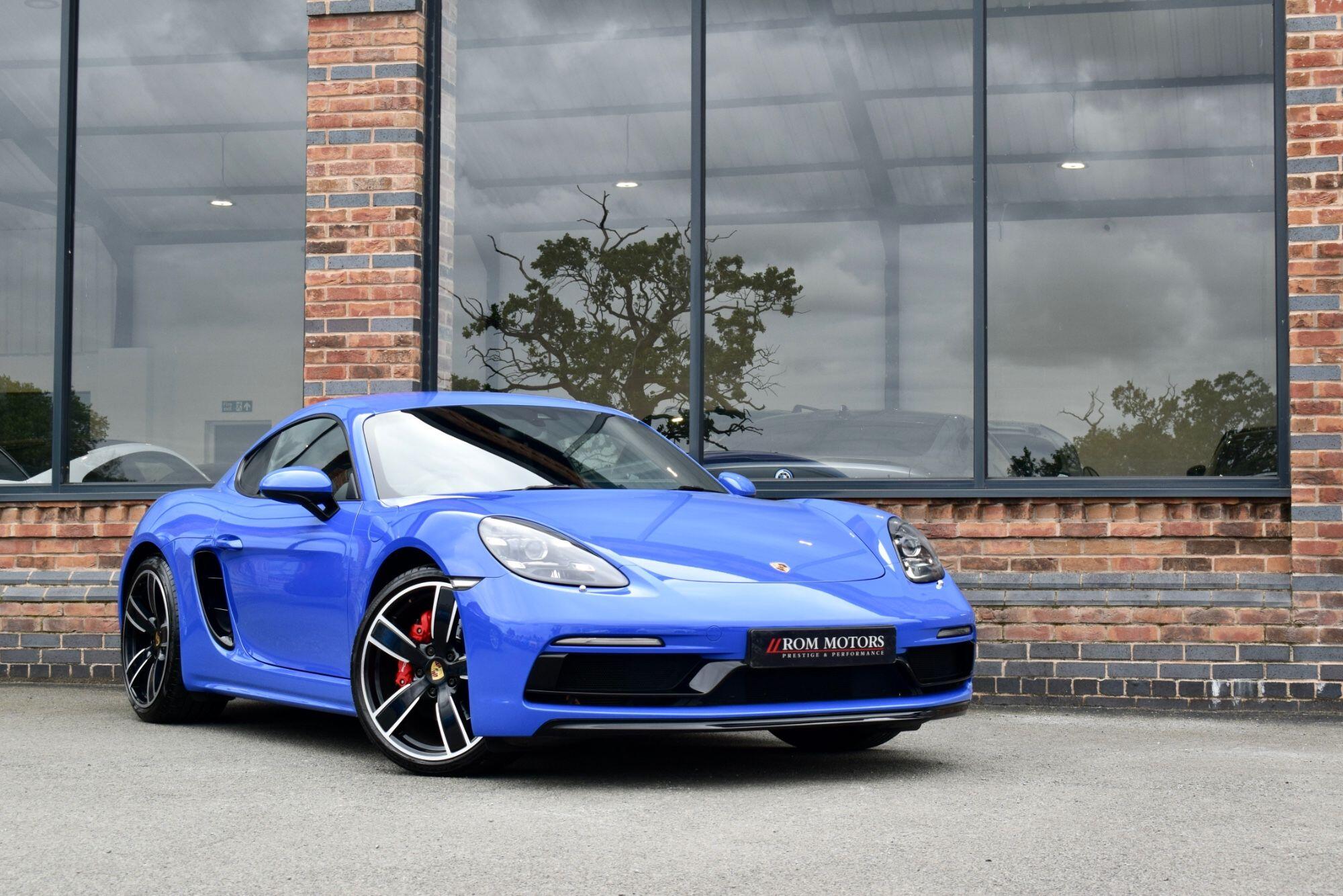 Porsche Cayman view 33