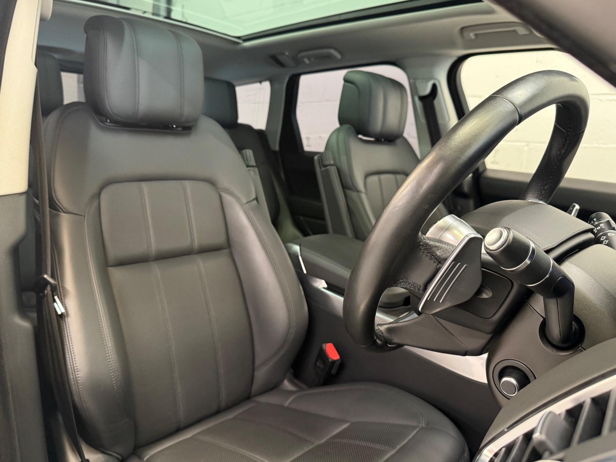 Land Rover Range Rover Sport view 12